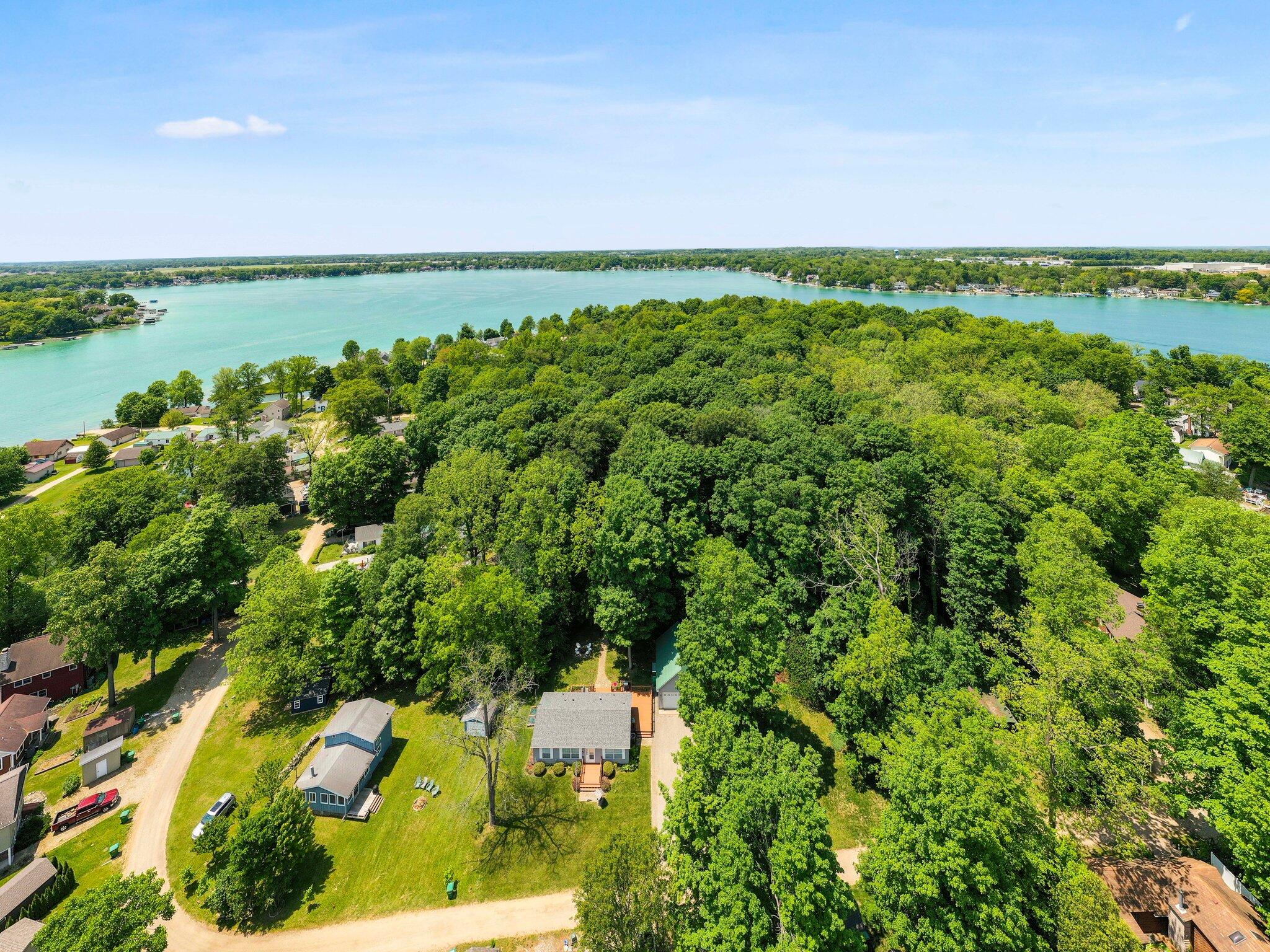 61738 Lake View Drive Cassopolis MI 49031