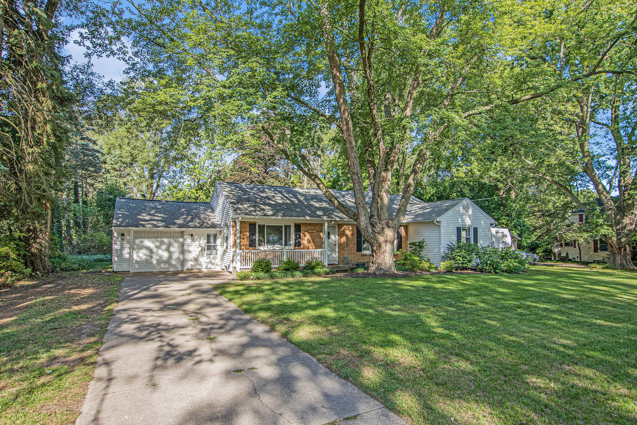 720 Ruth Avenue Holland MI 49423