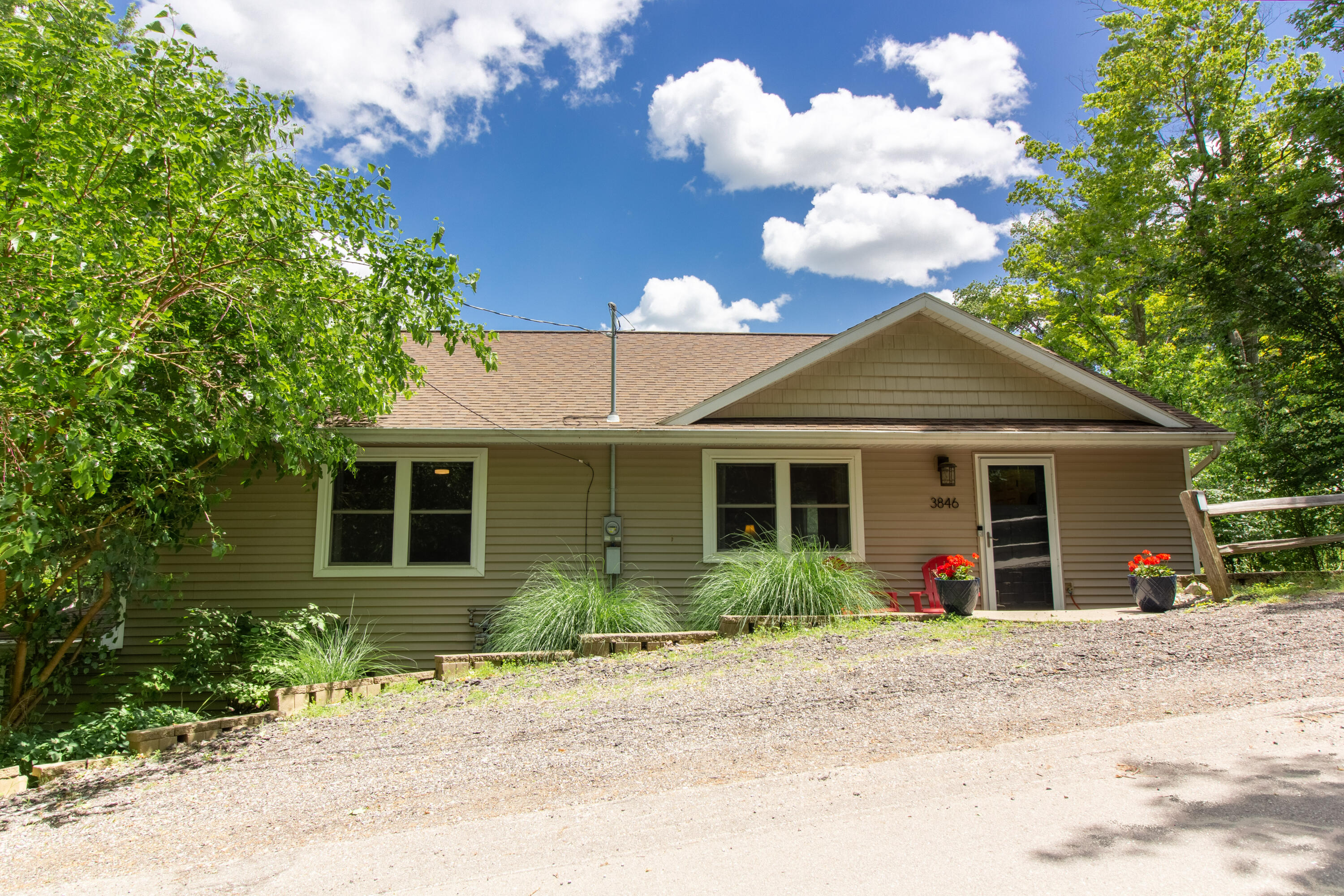 3846 Kate Avenue SE Grand Rapids MI 49506