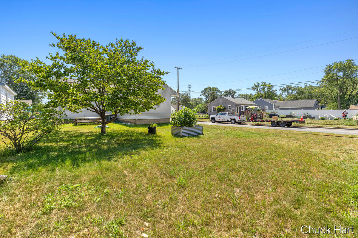 4639 Walton Avenue SW Grand Rapids MI 49548