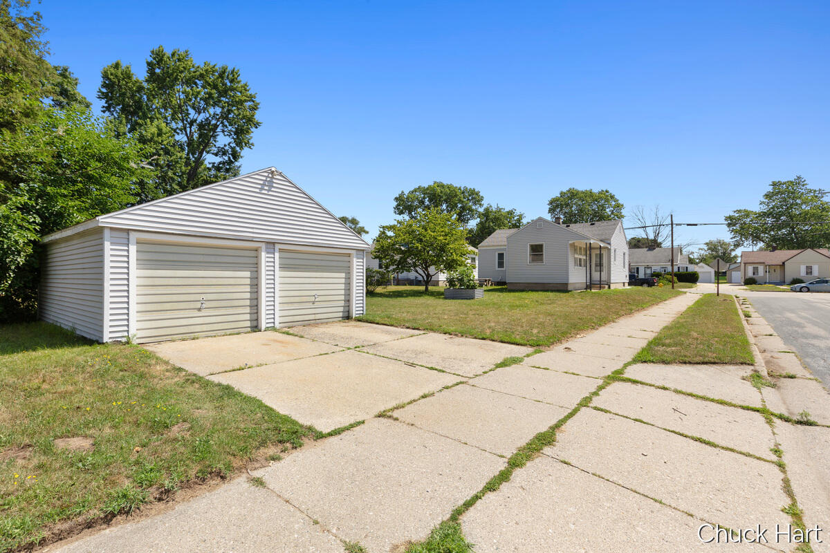 4639 Walton Avenue SW Grand Rapids MI 49548