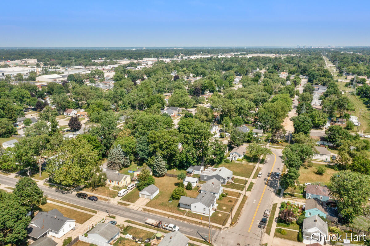 4639 Walton Avenue SW Grand Rapids MI 49548