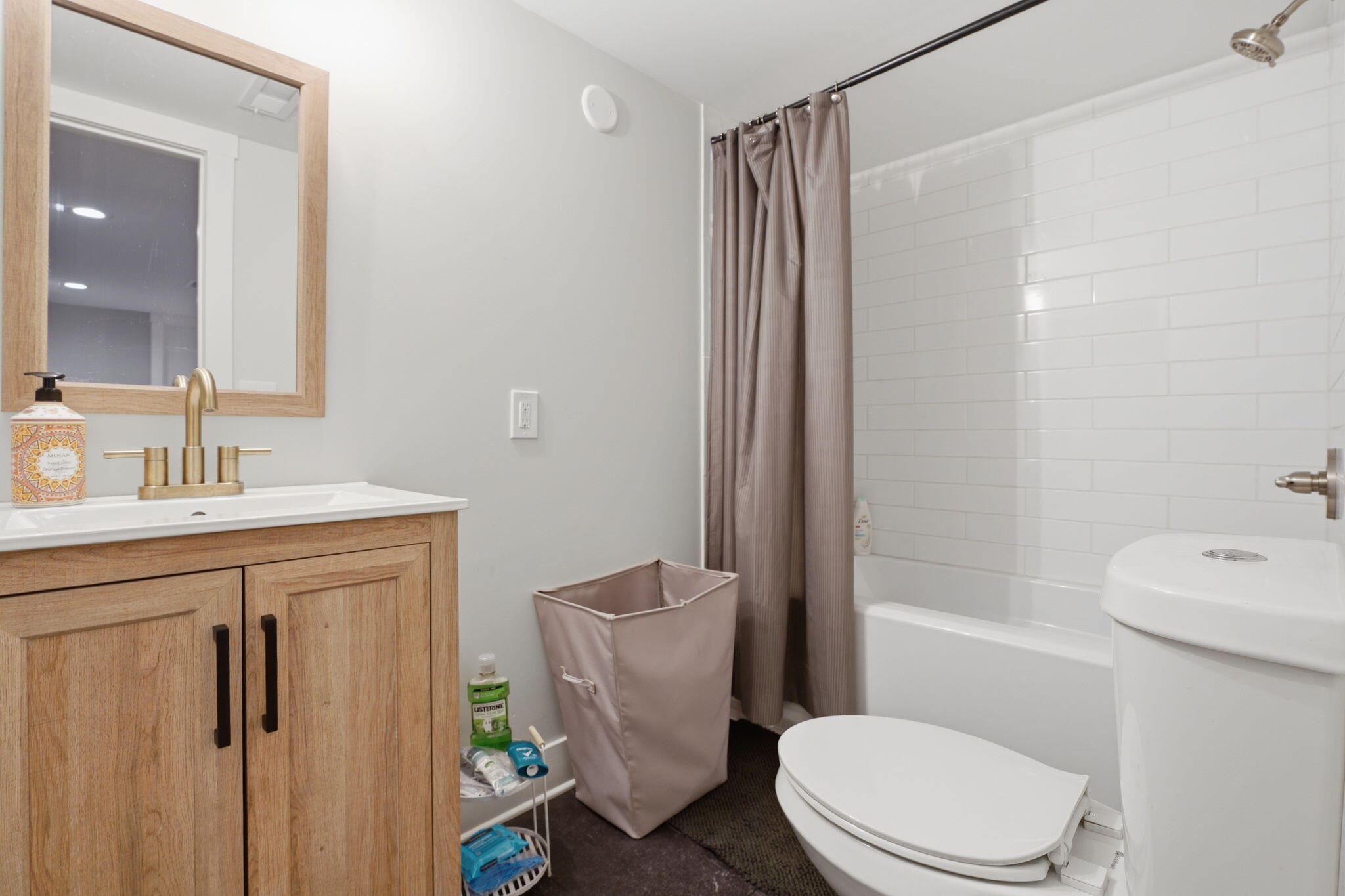 1037 Arlington Street NE Grand Rapids MI 49505