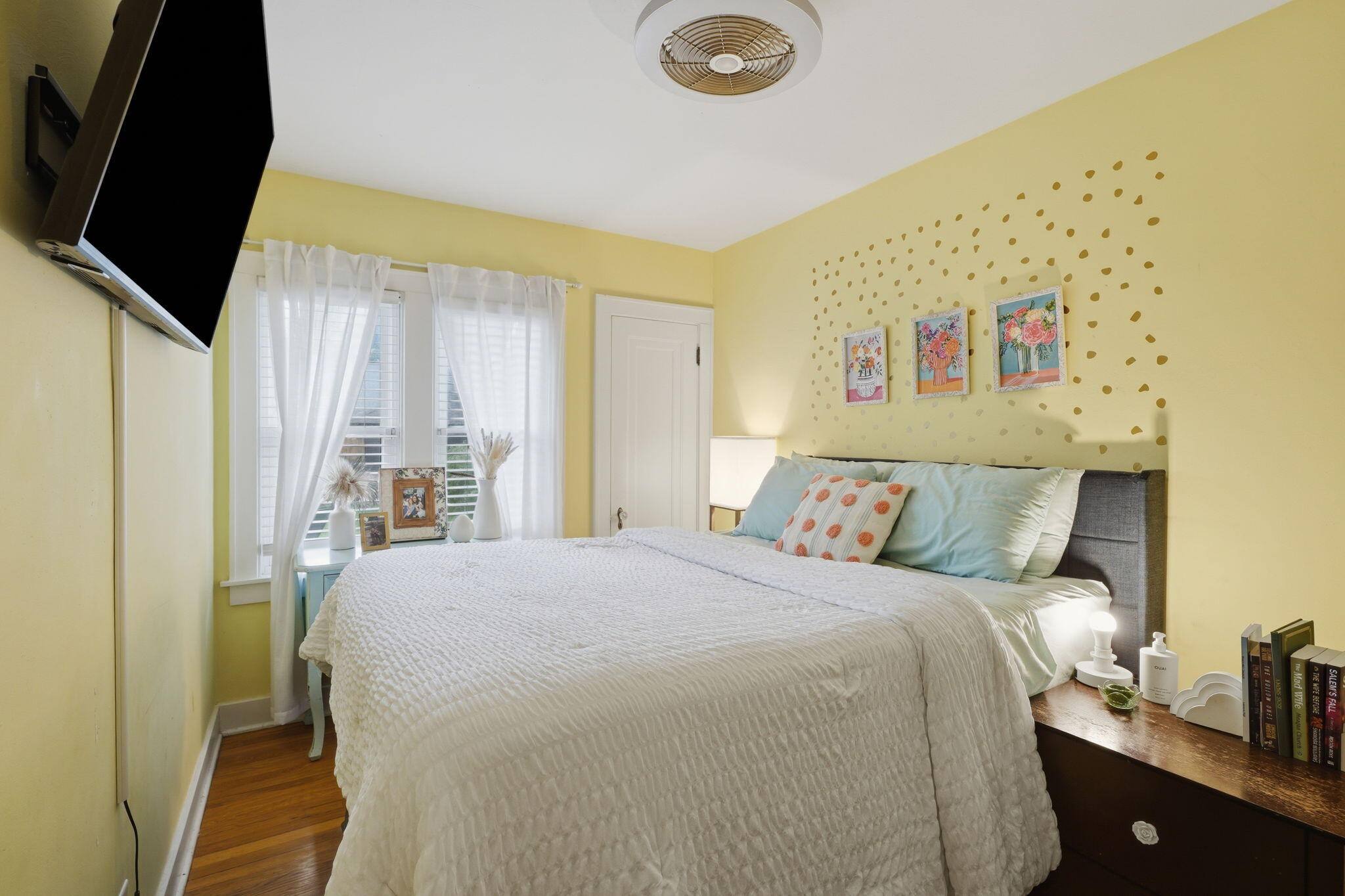 1037 Arlington Street NE Grand Rapids MI 49505