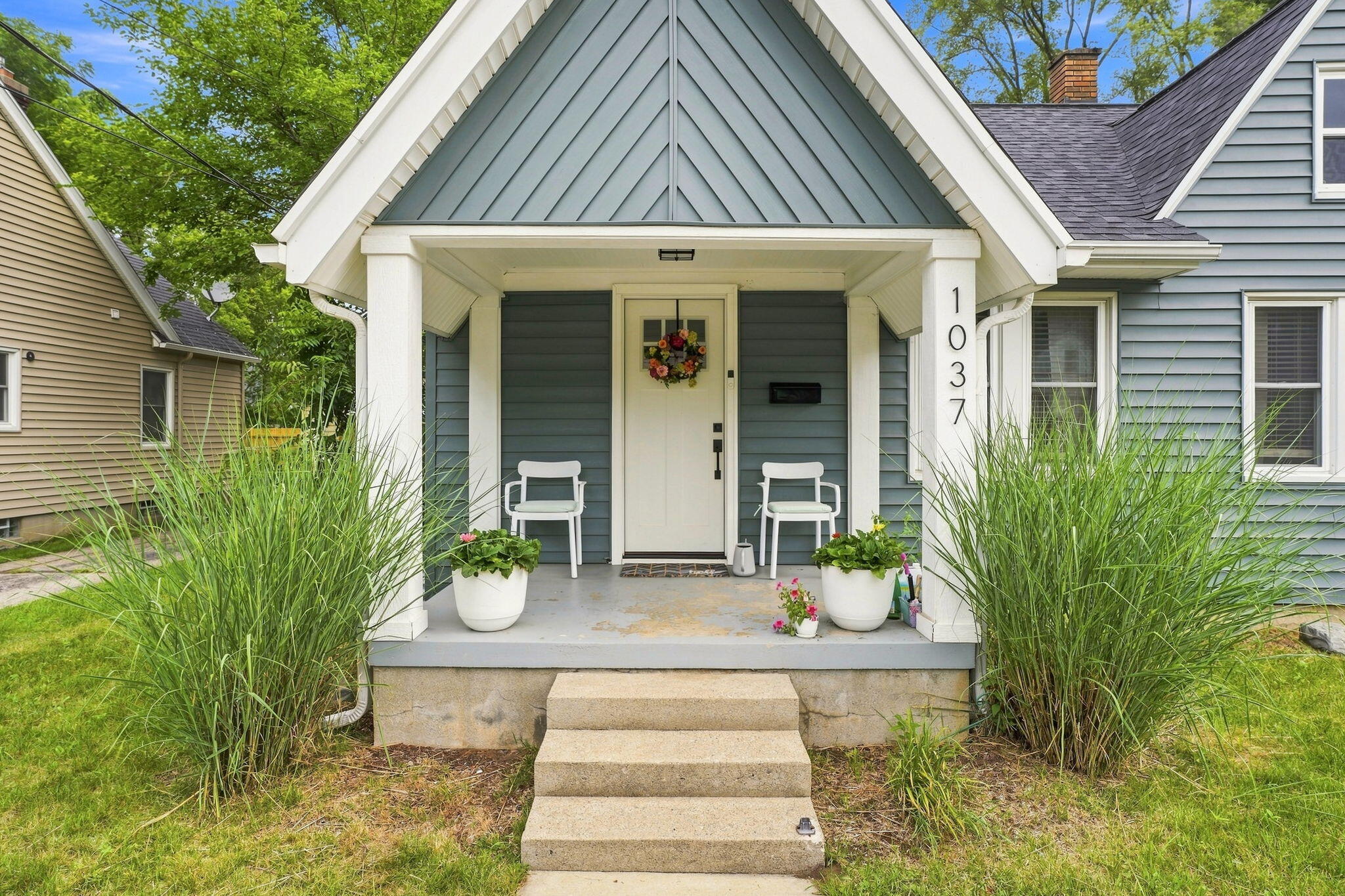 1037 Arlington Street NE Grand Rapids MI 49505