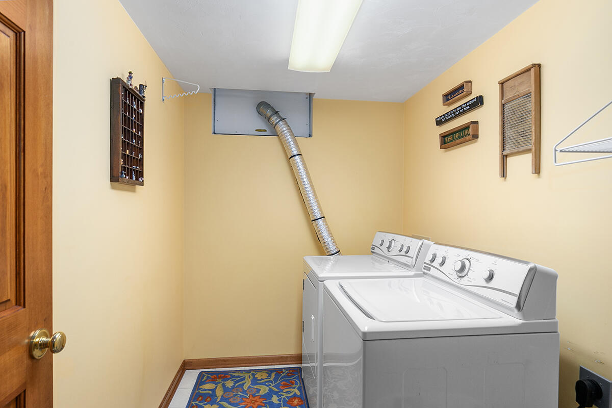 14159 Pheasant Run Holland MI 49424