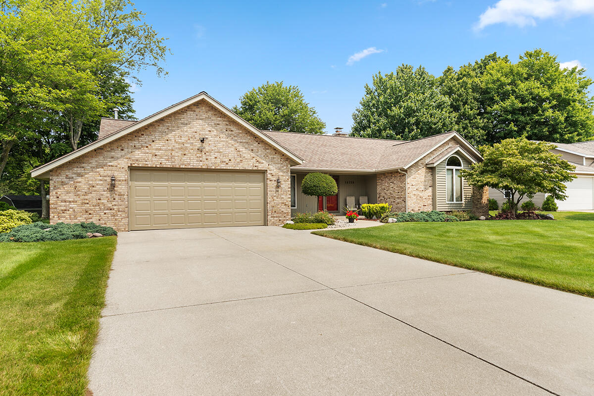 14159 Pheasant Run Holland MI 49424