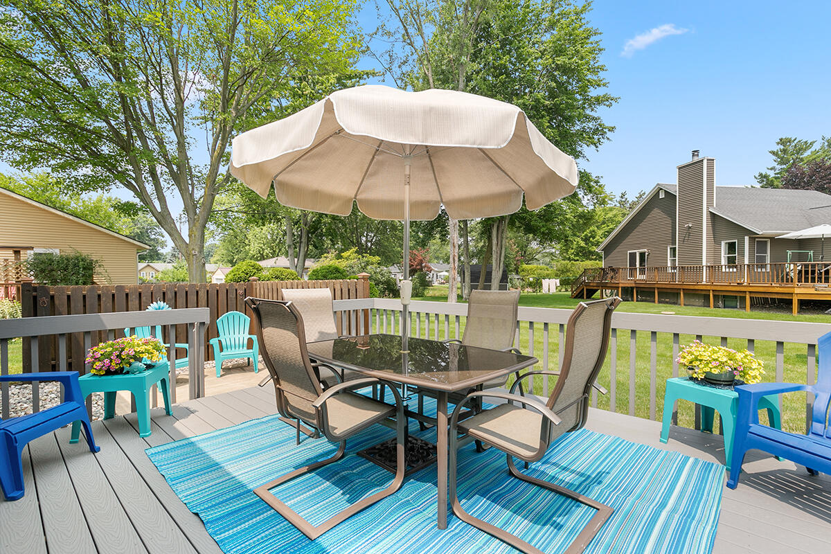 14159 Pheasant Run Holland MI 49424