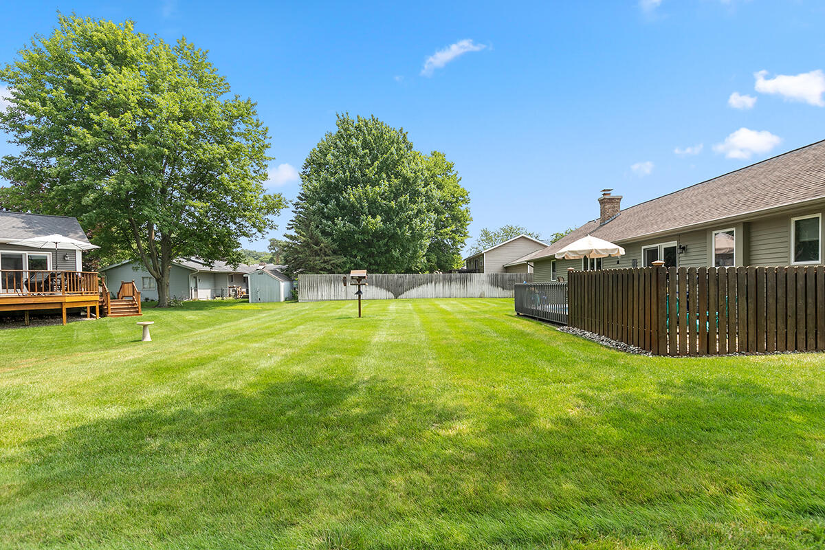 14159 Pheasant Run Holland MI 49424