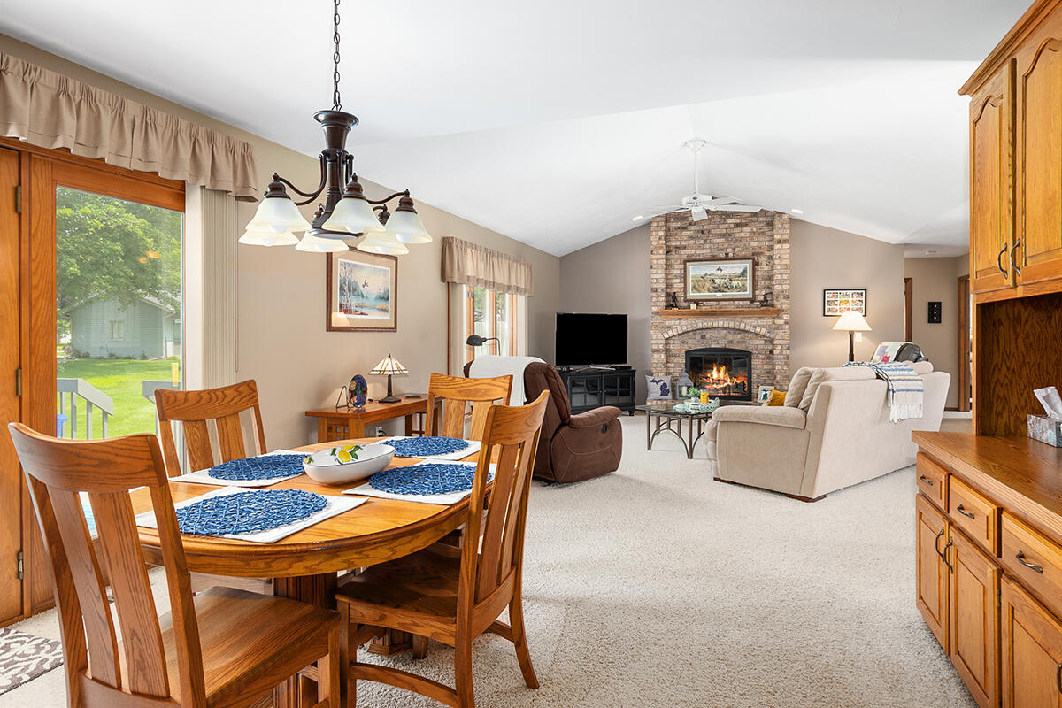 14159 Pheasant Run Holland MI 49424