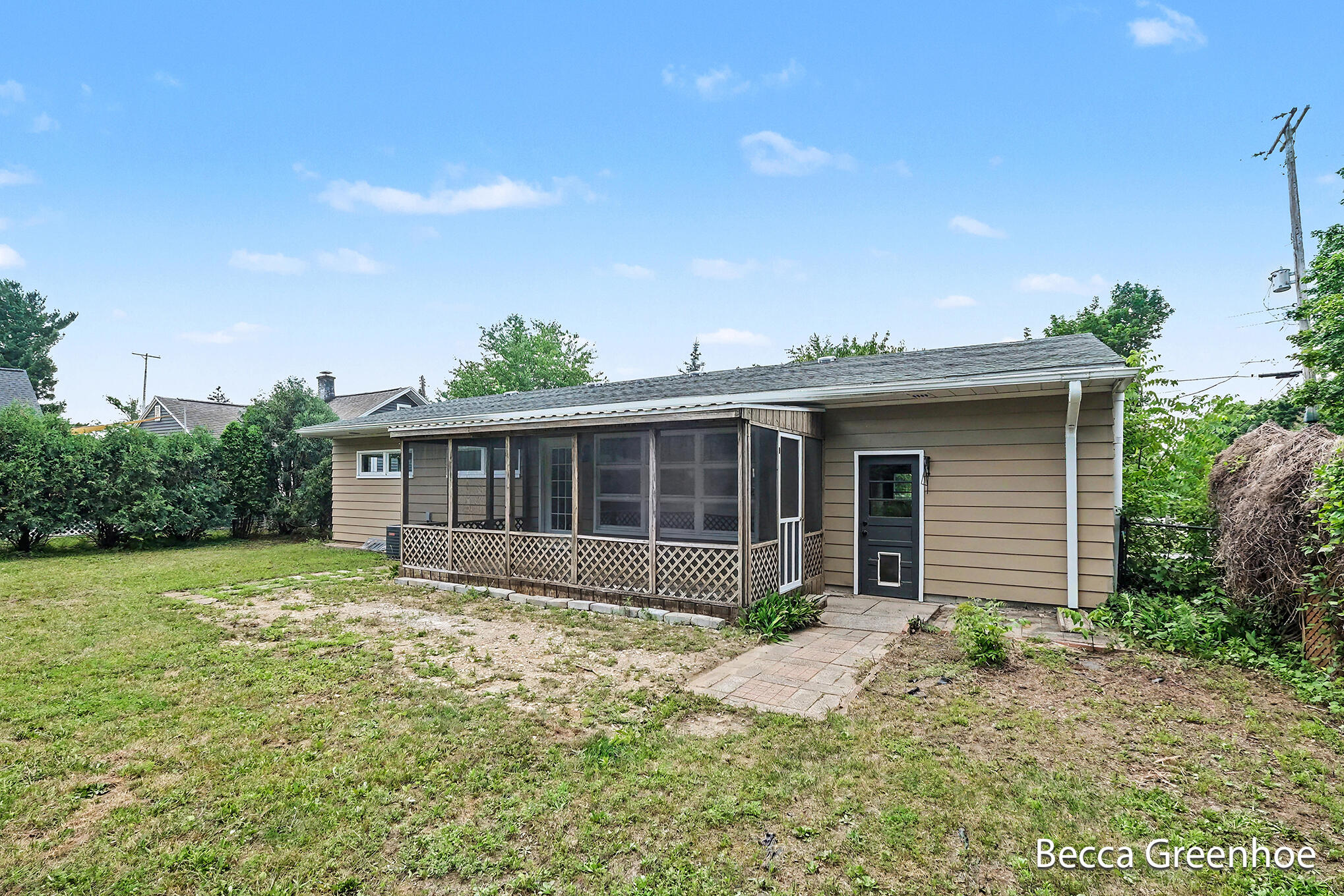 3840 Williamson Avenue NE Grand Rapids MI 49525