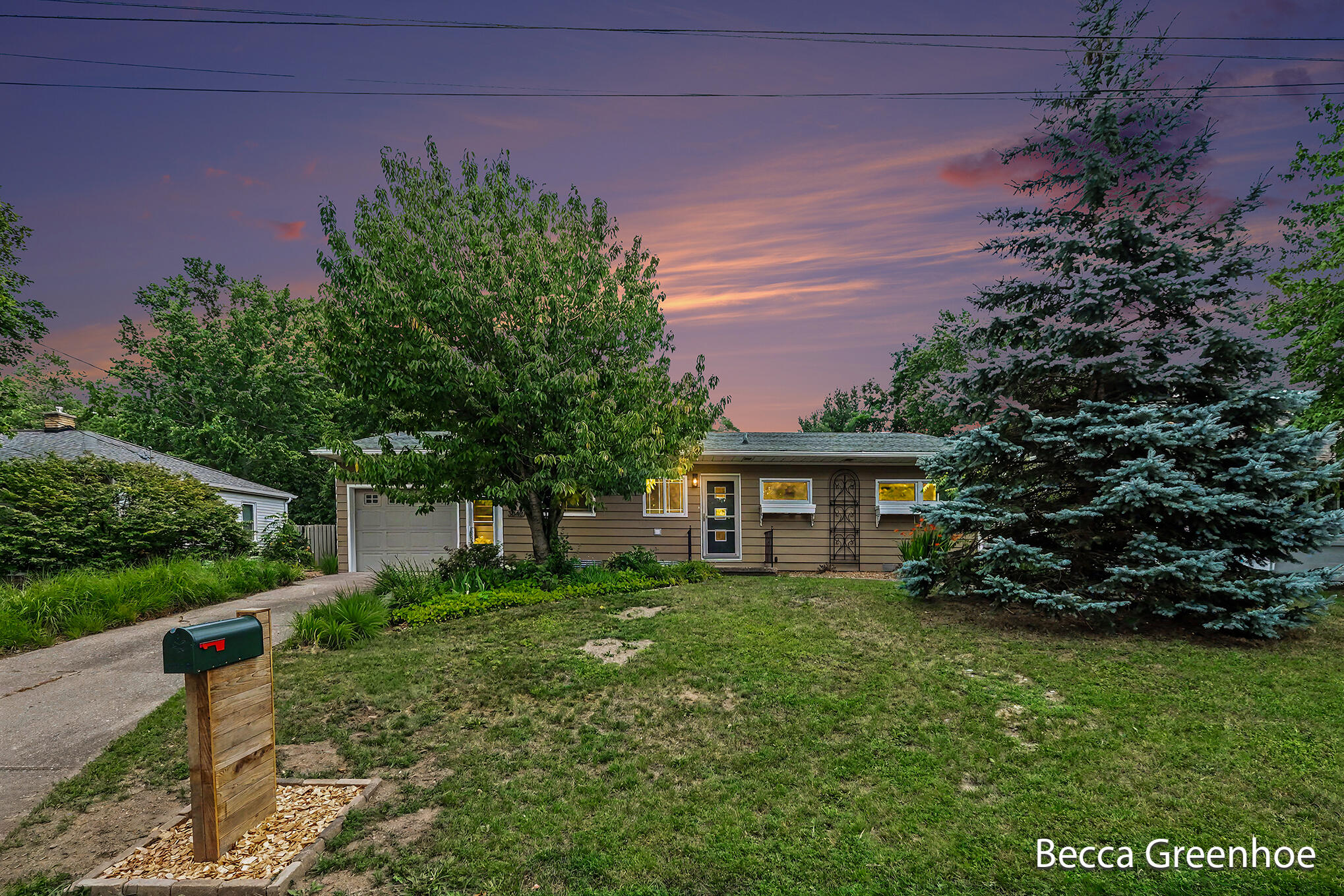3840 Williamson Avenue NE Grand Rapids MI 49525