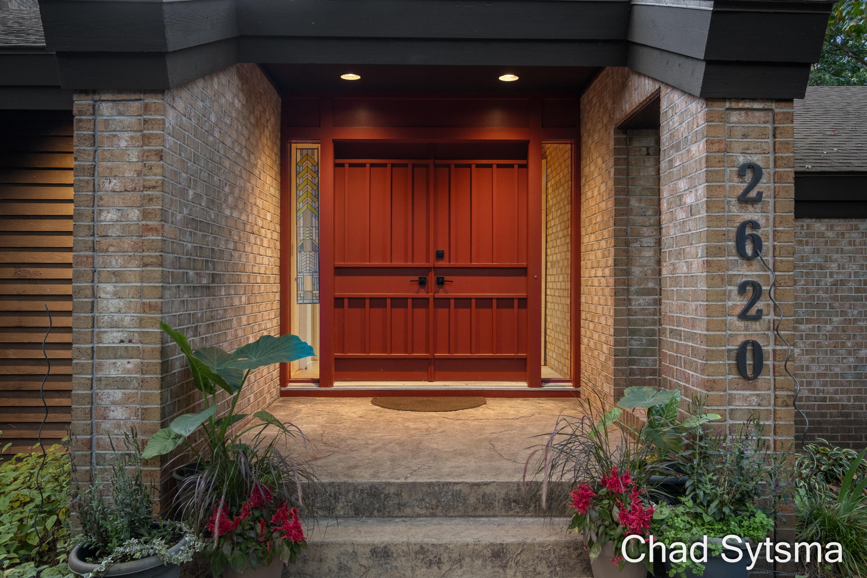 2620 Oak Ridge Trail NE Grand Rapids MI 49525