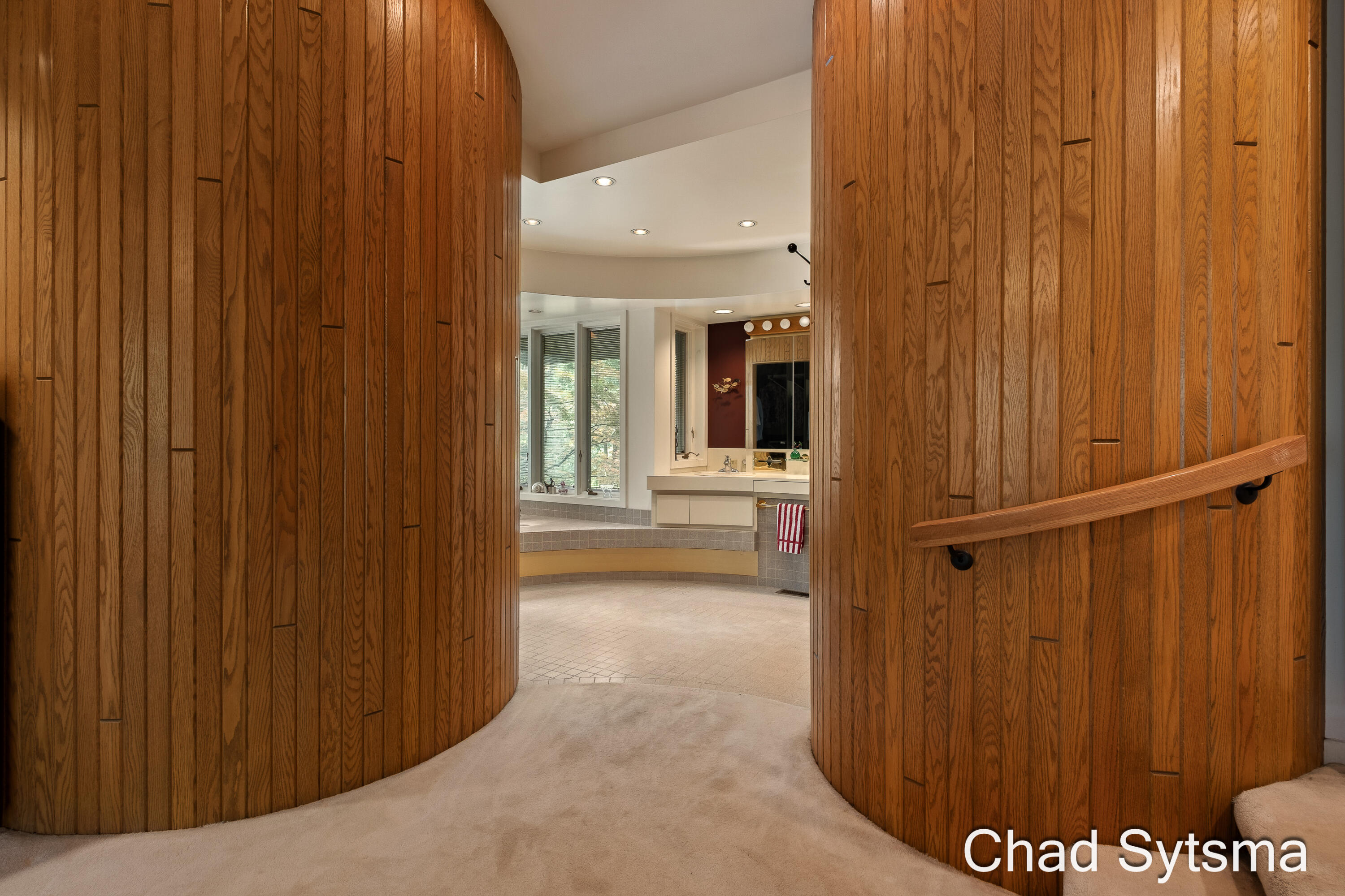 2620 Oak Ridge Trail NE Grand Rapids MI 49525