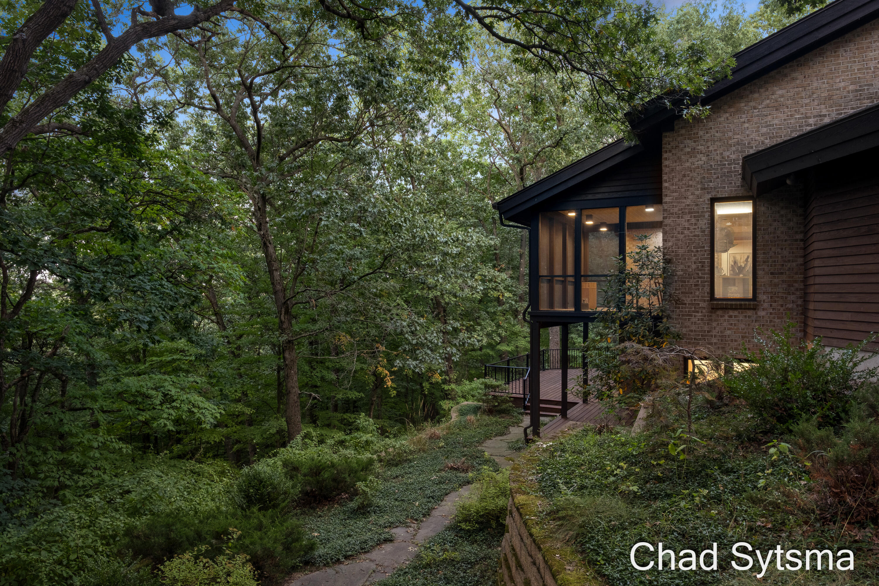 2620 Oak Ridge Trail NE Grand Rapids MI 49525