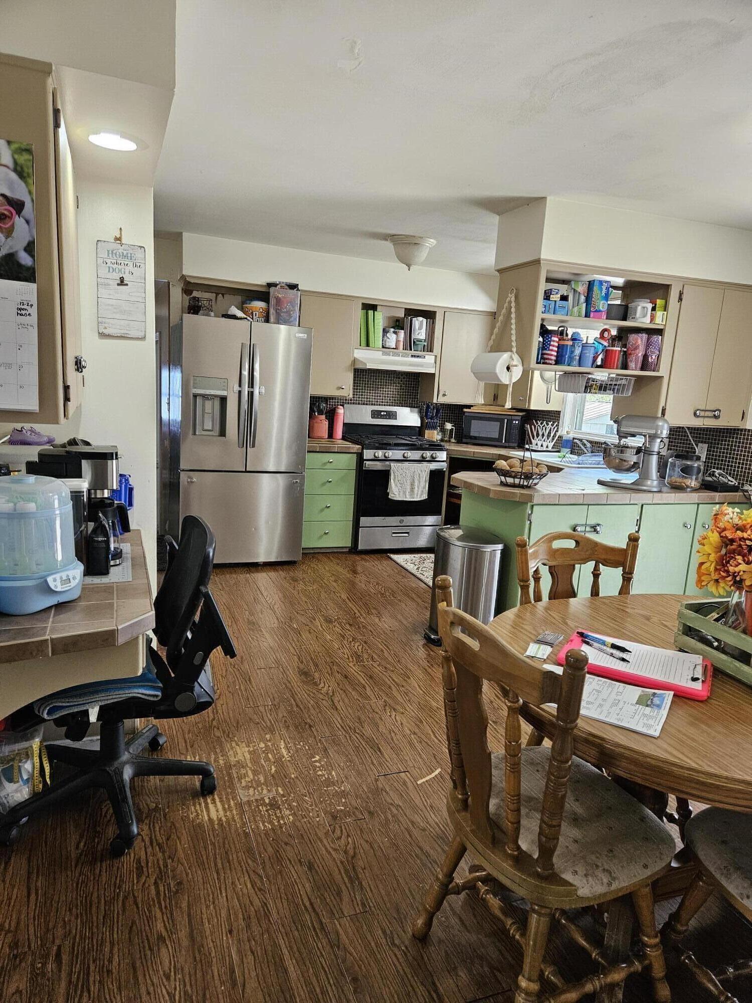 1277 Francis Avenue Muskegon MI 49442