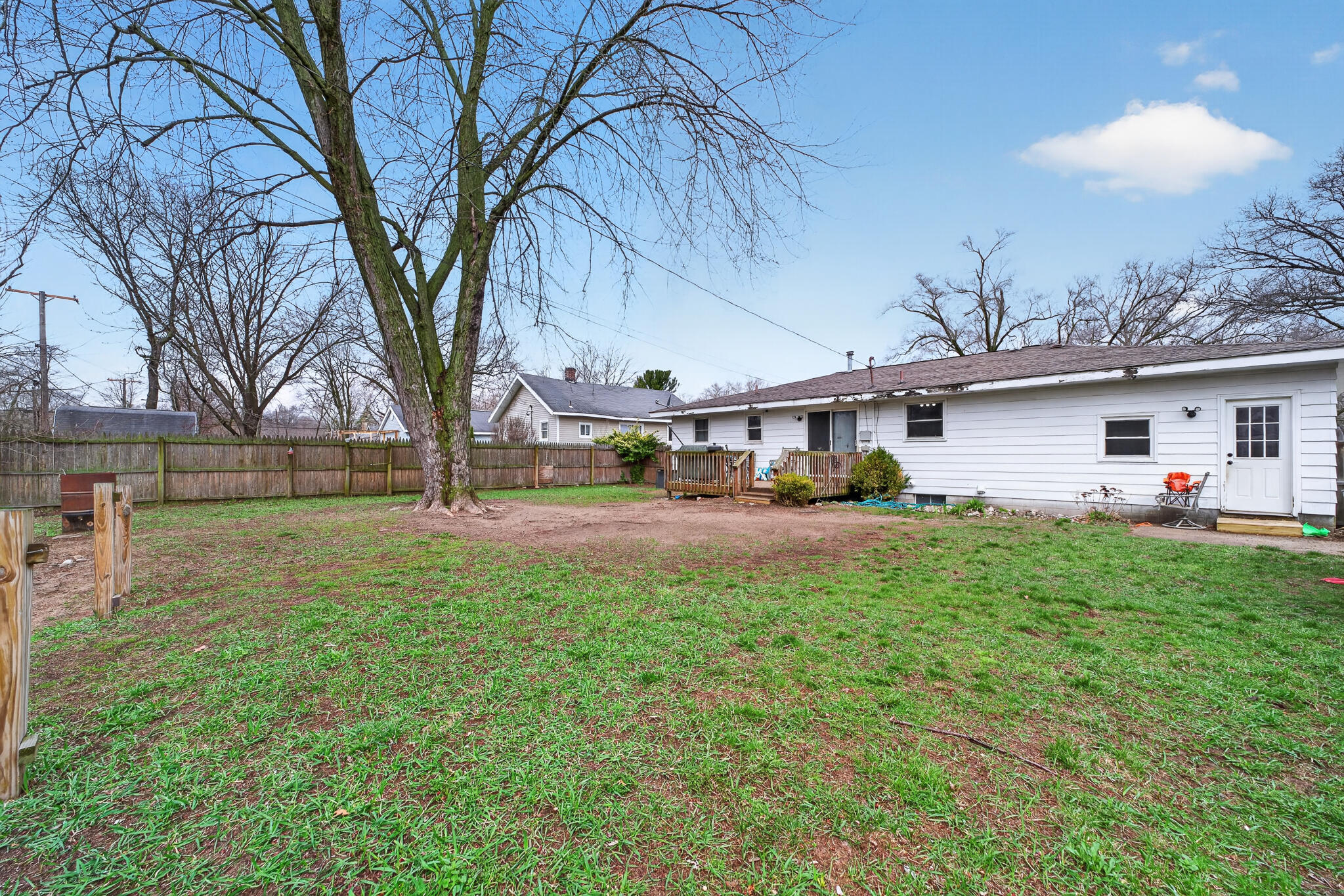 1277 Francis Avenue Muskegon MI 49442