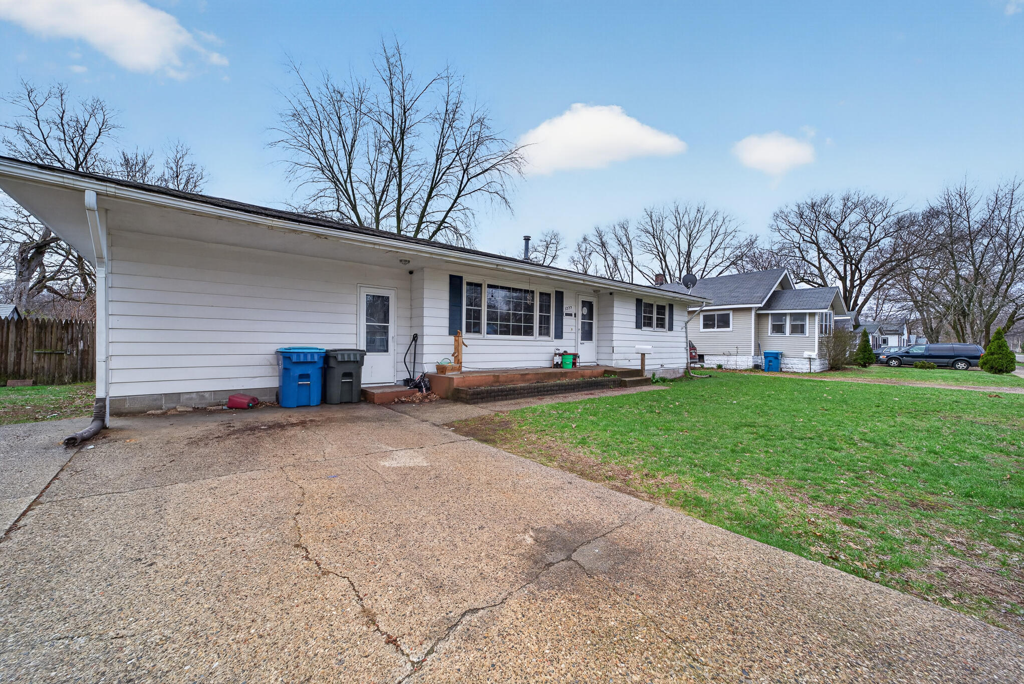 1277 Francis Avenue Muskegon MI 49442