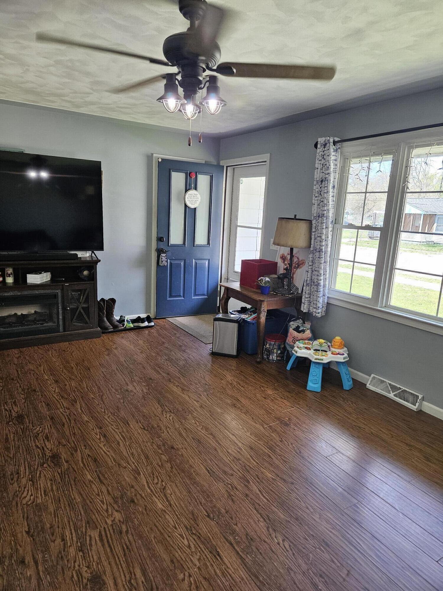 1277 Francis Avenue Muskegon MI 49442
