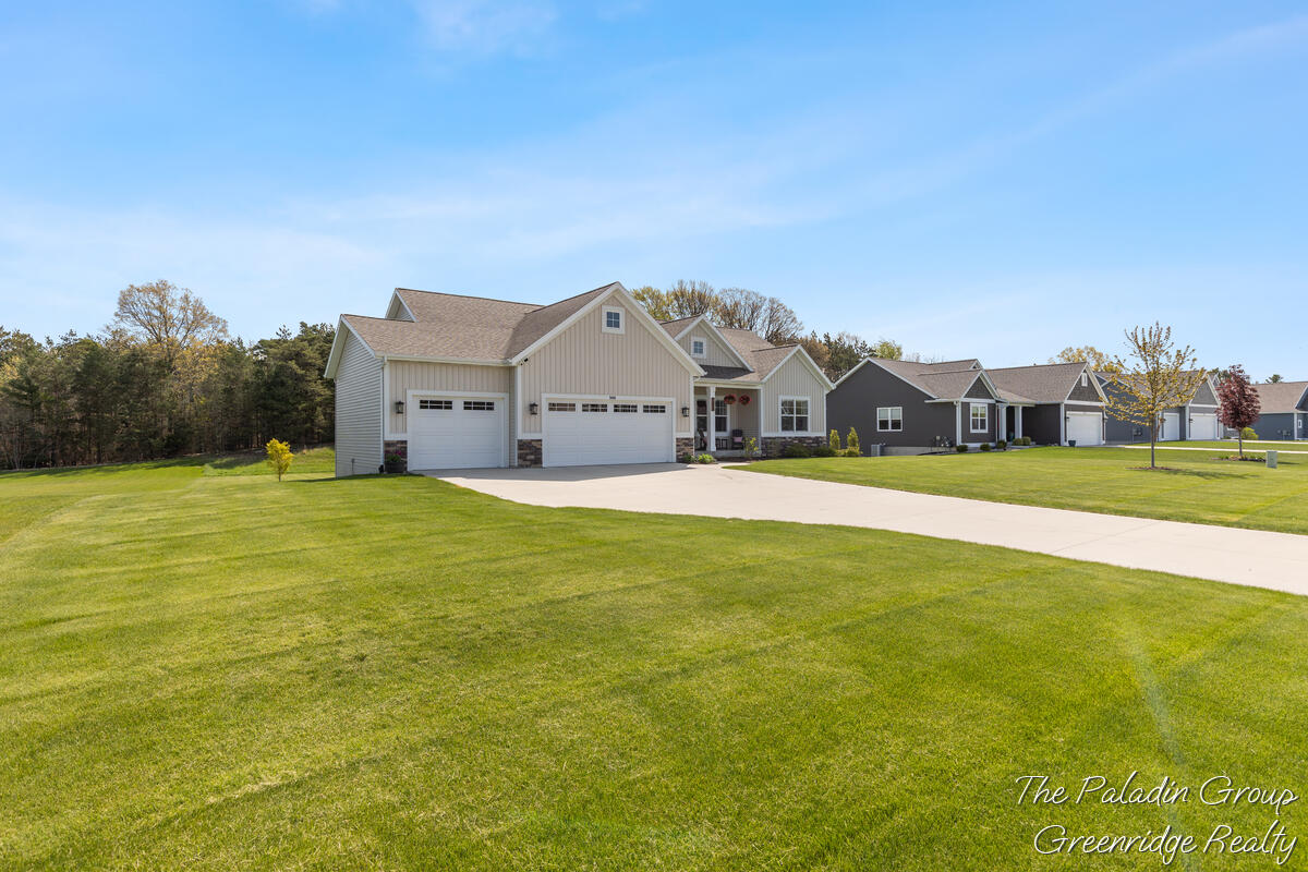 9404 Shoreway Drive West Olive MI 49460