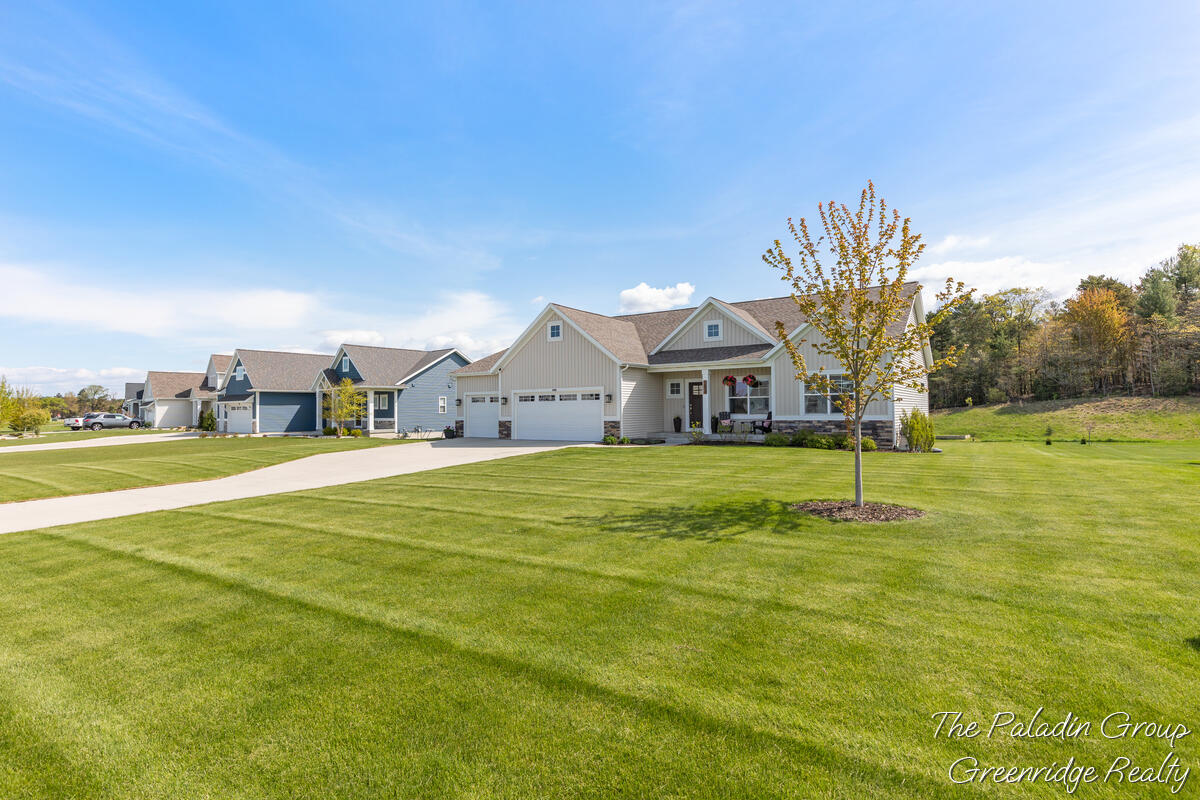 9404 Shoreway Drive West Olive MI 49460