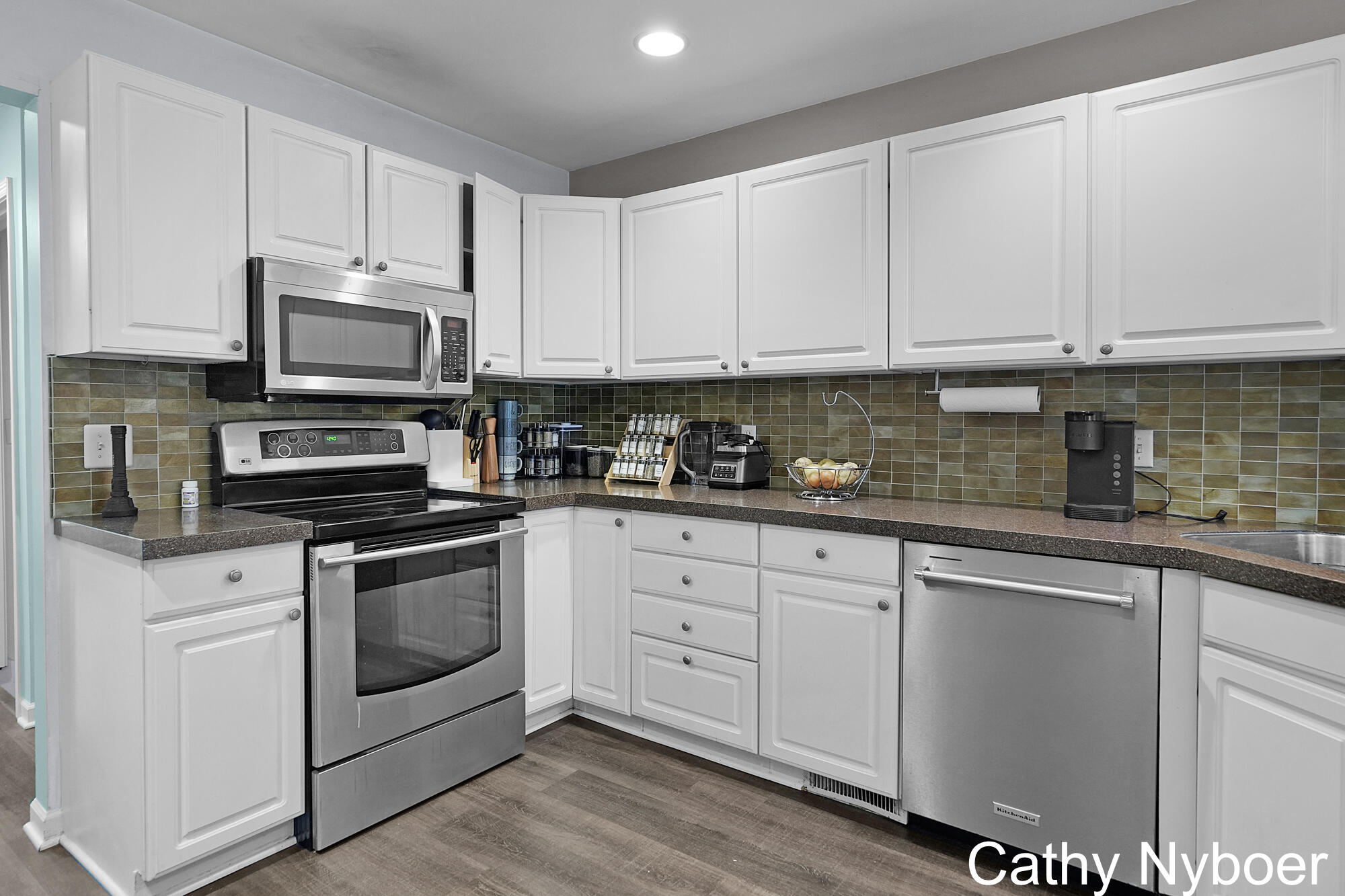 13478 Lakeshore Avenue Grand Haven MI 49417