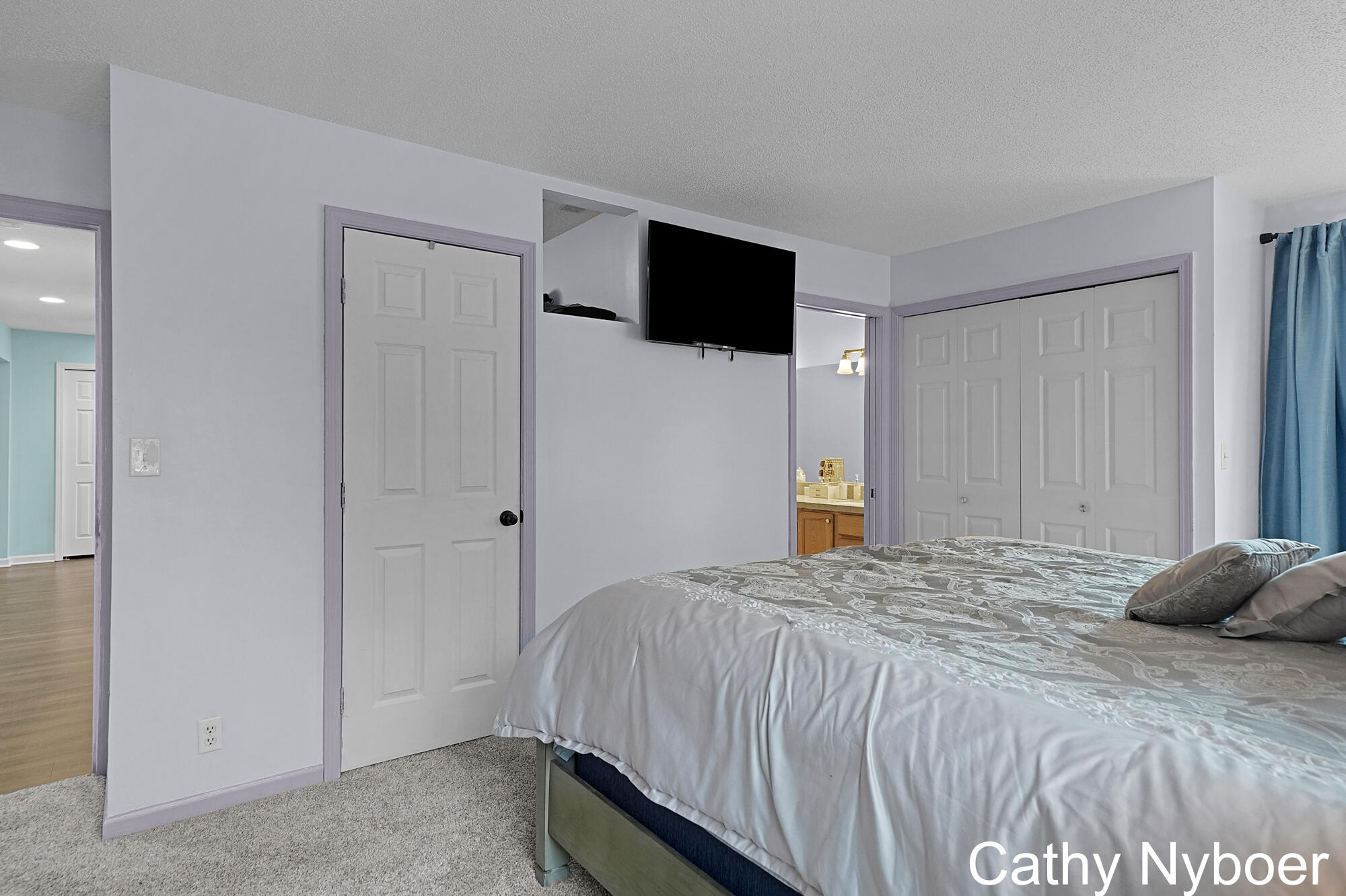 13478 Lakeshore Avenue Grand Haven MI 49417