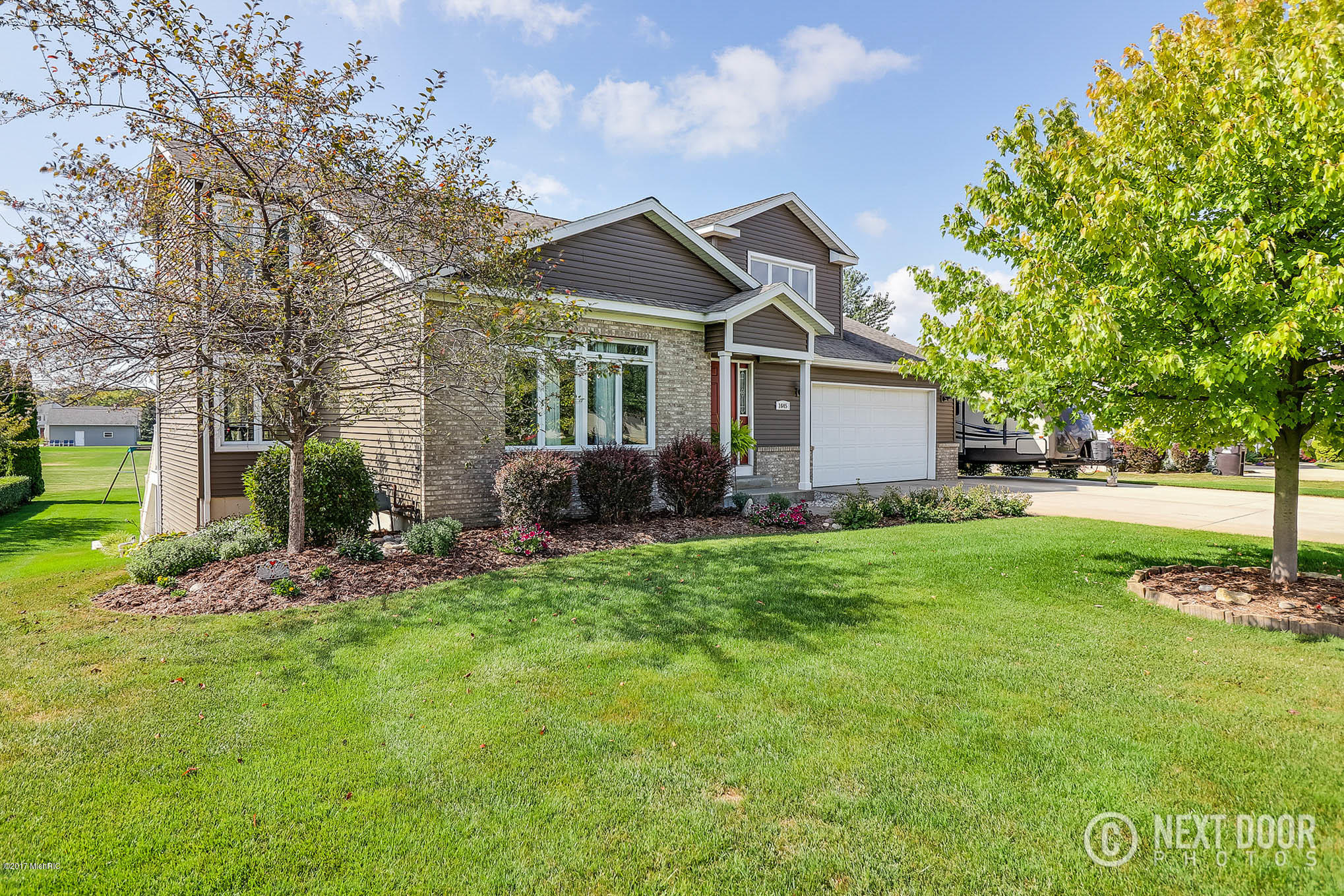 1645 Garden View Drive Zeeland MI 49464