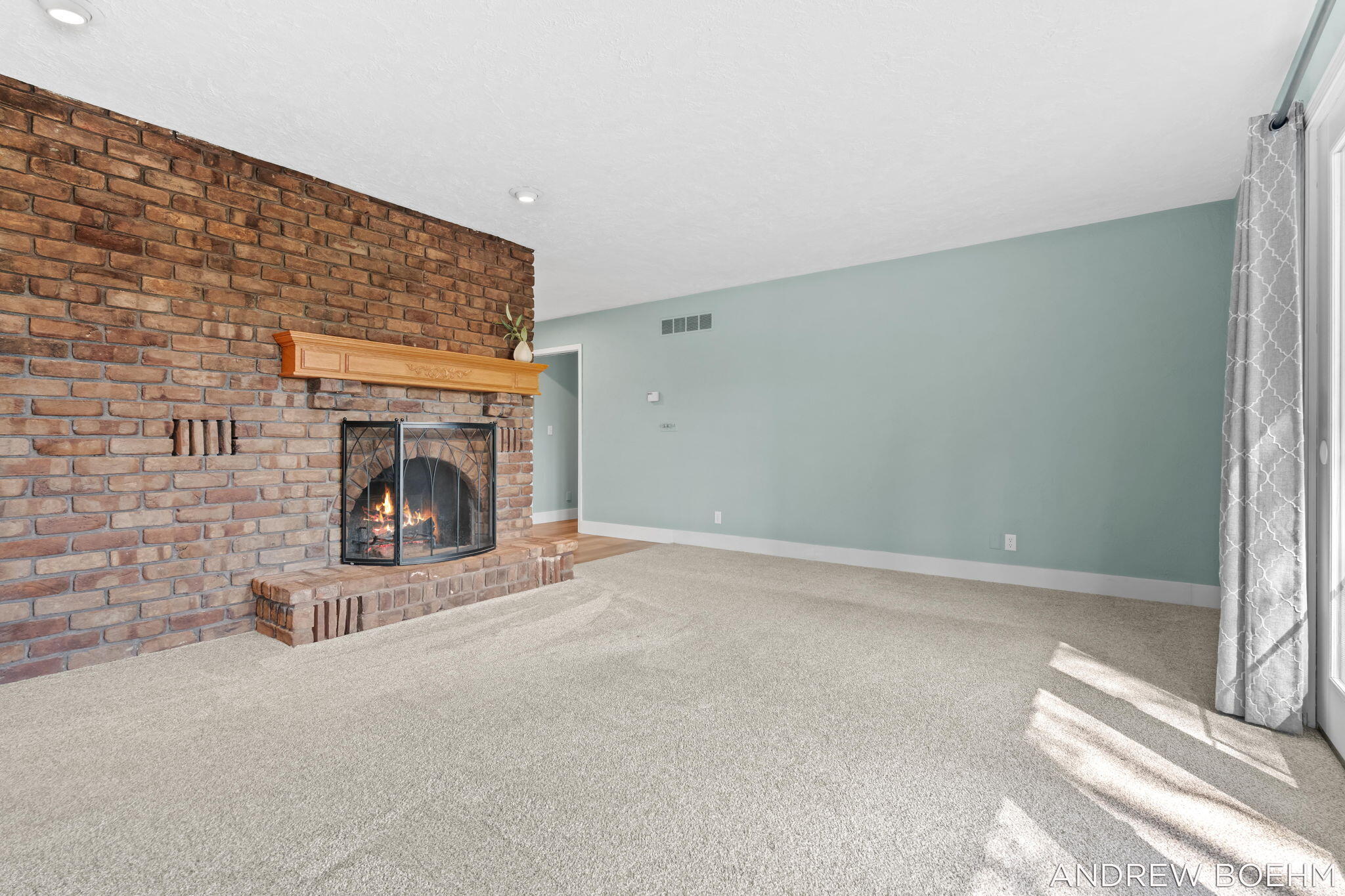 8732 Fairview Lane Zeeland MI 49464