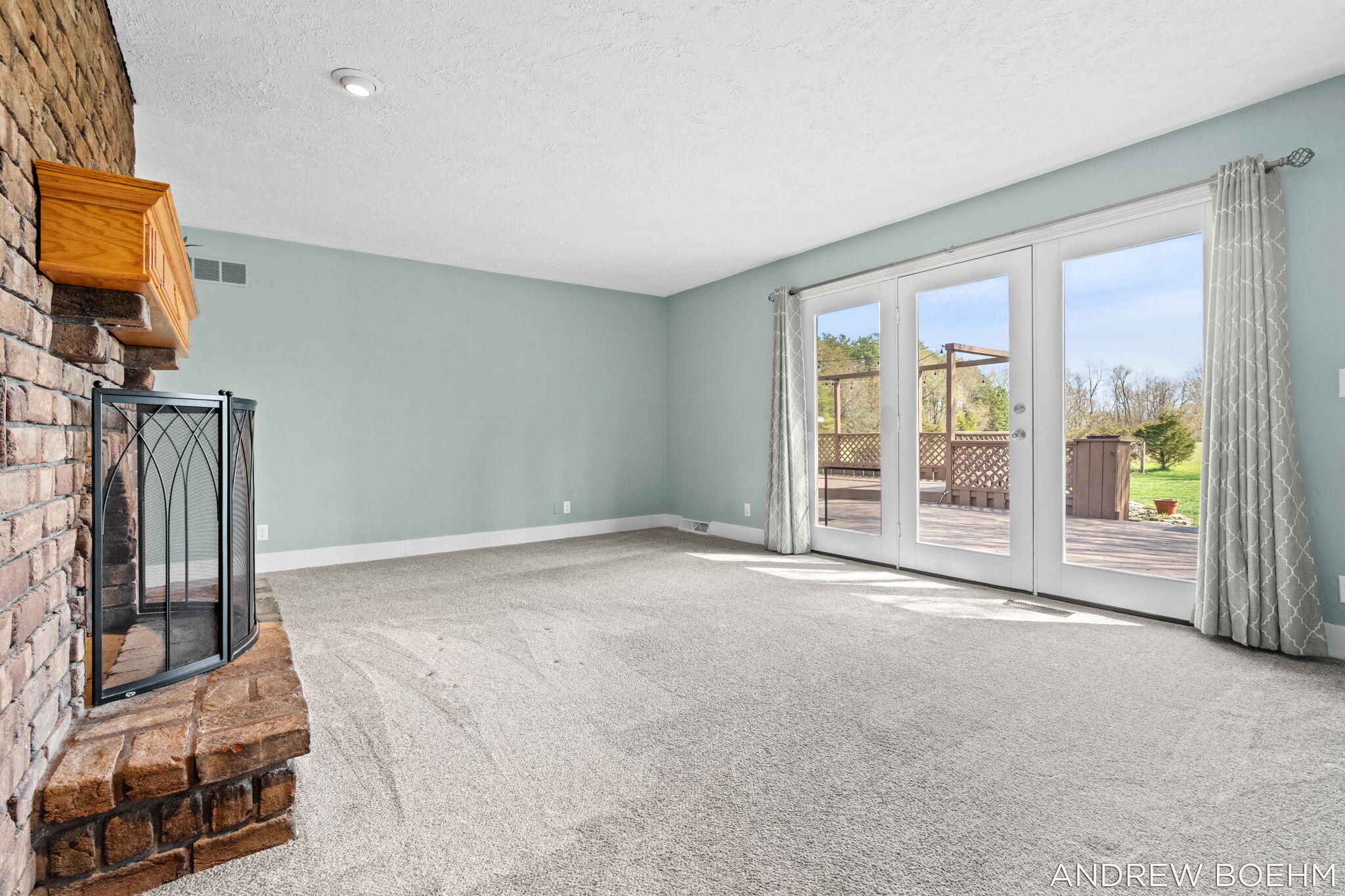 8732 Fairview Lane Zeeland MI 49464