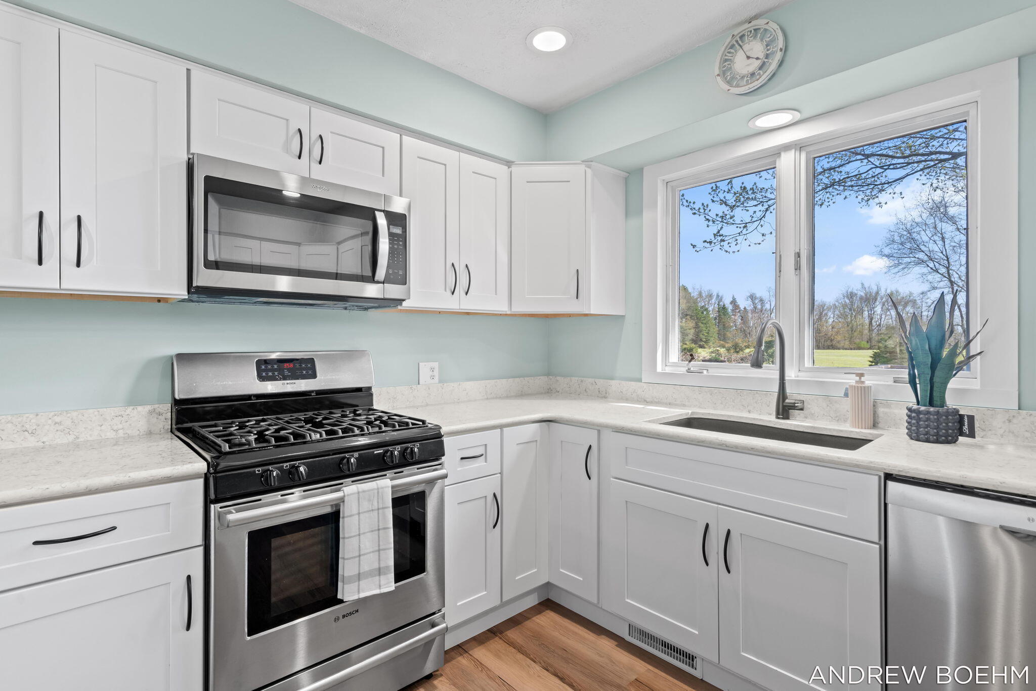 8732 Fairview Lane Zeeland MI 49464
