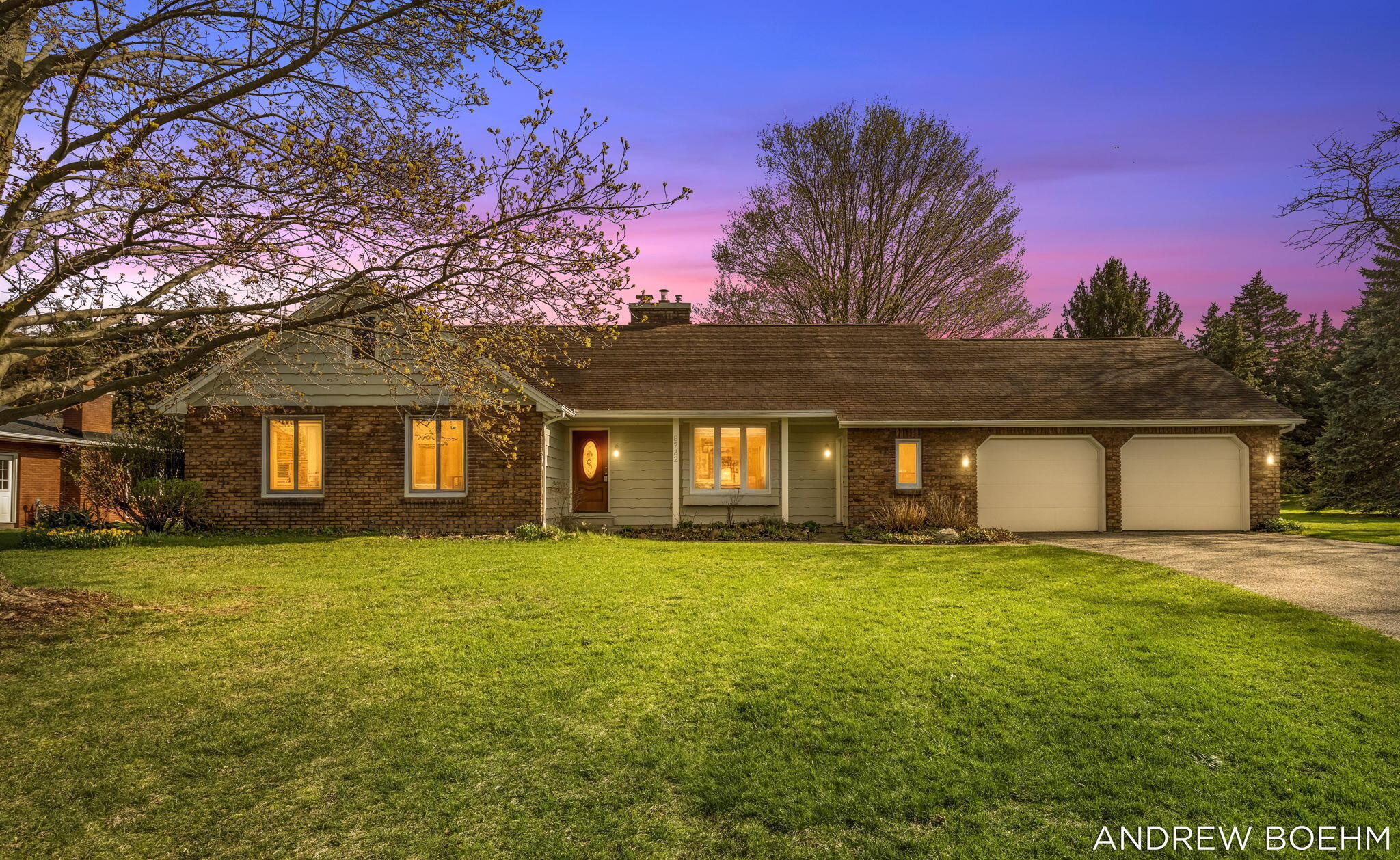 8732 Fairview Lane Zeeland MI 49464