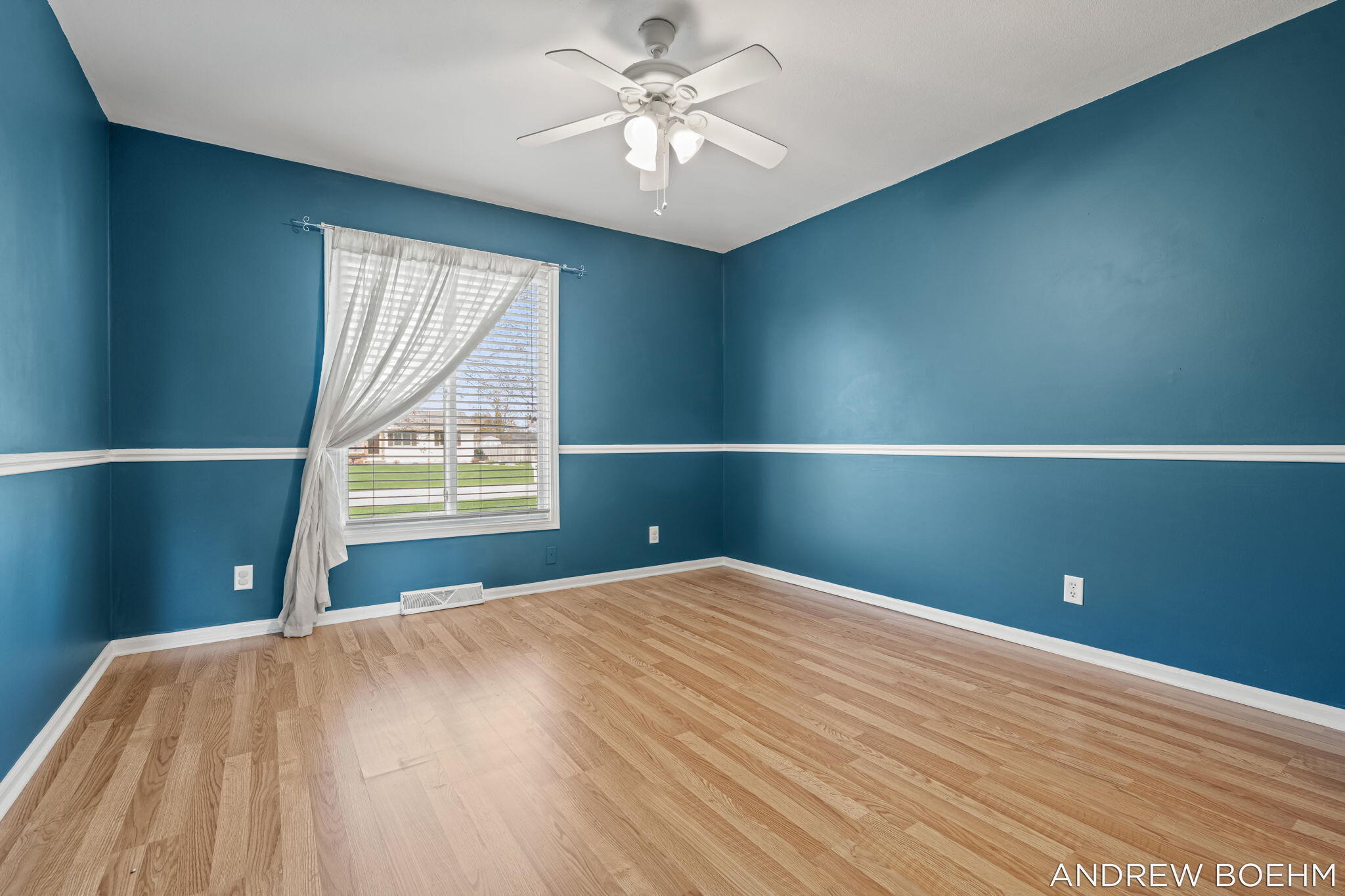 8732 Fairview Lane Zeeland MI 49464