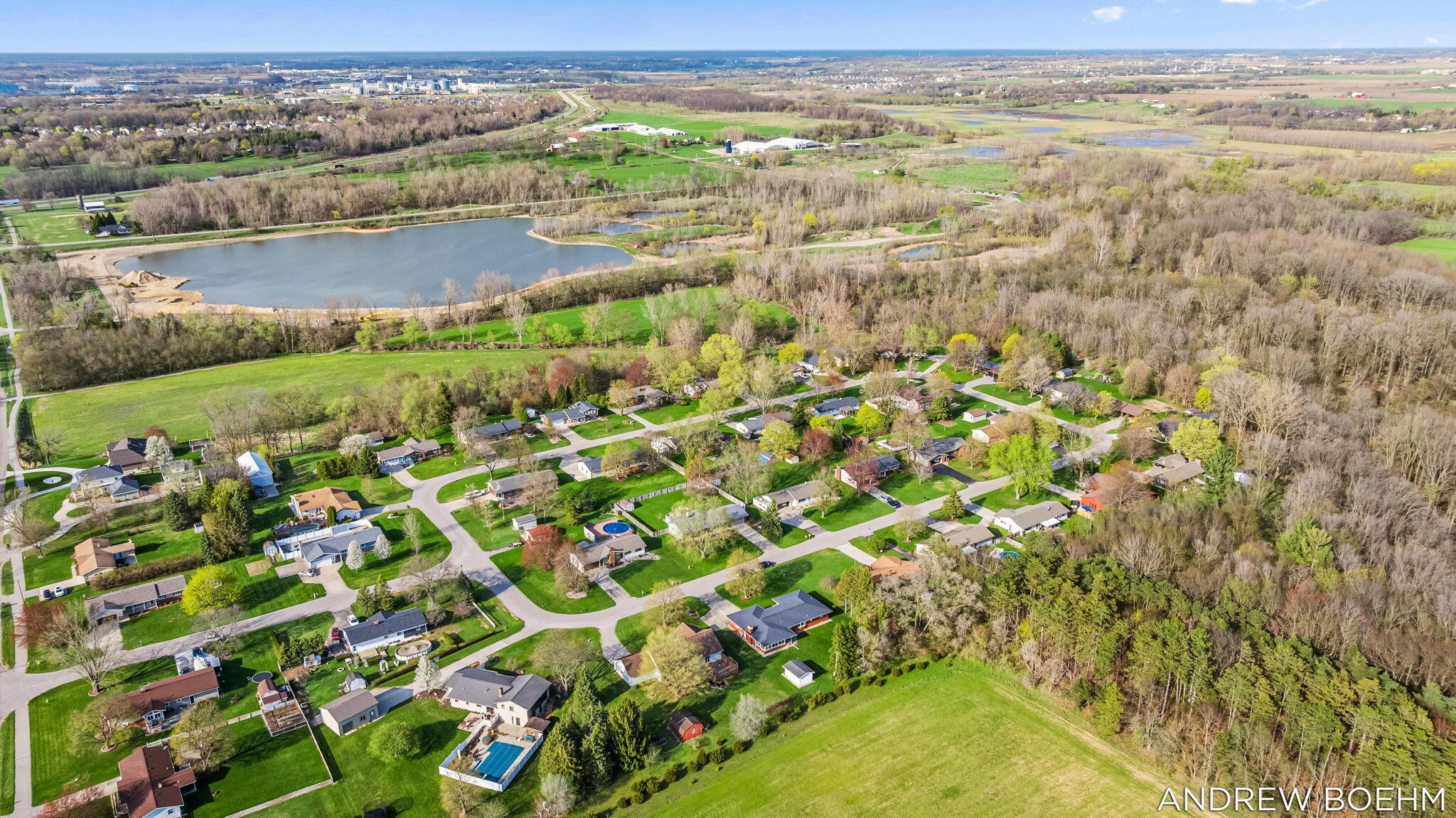 8732 Fairview Lane Zeeland MI 49464