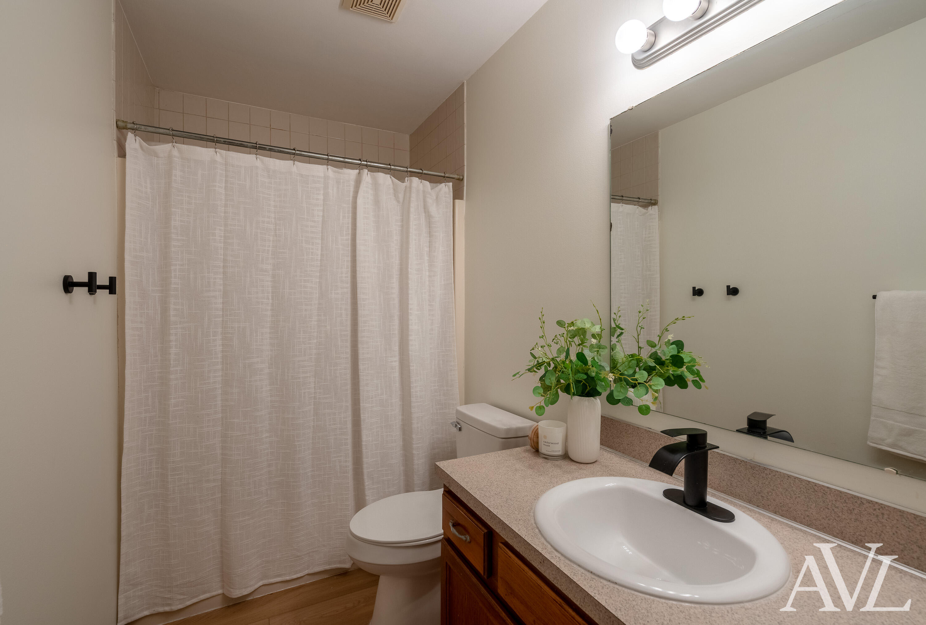 1344 Gladstone Drive SE Grand Rapids MI 49506