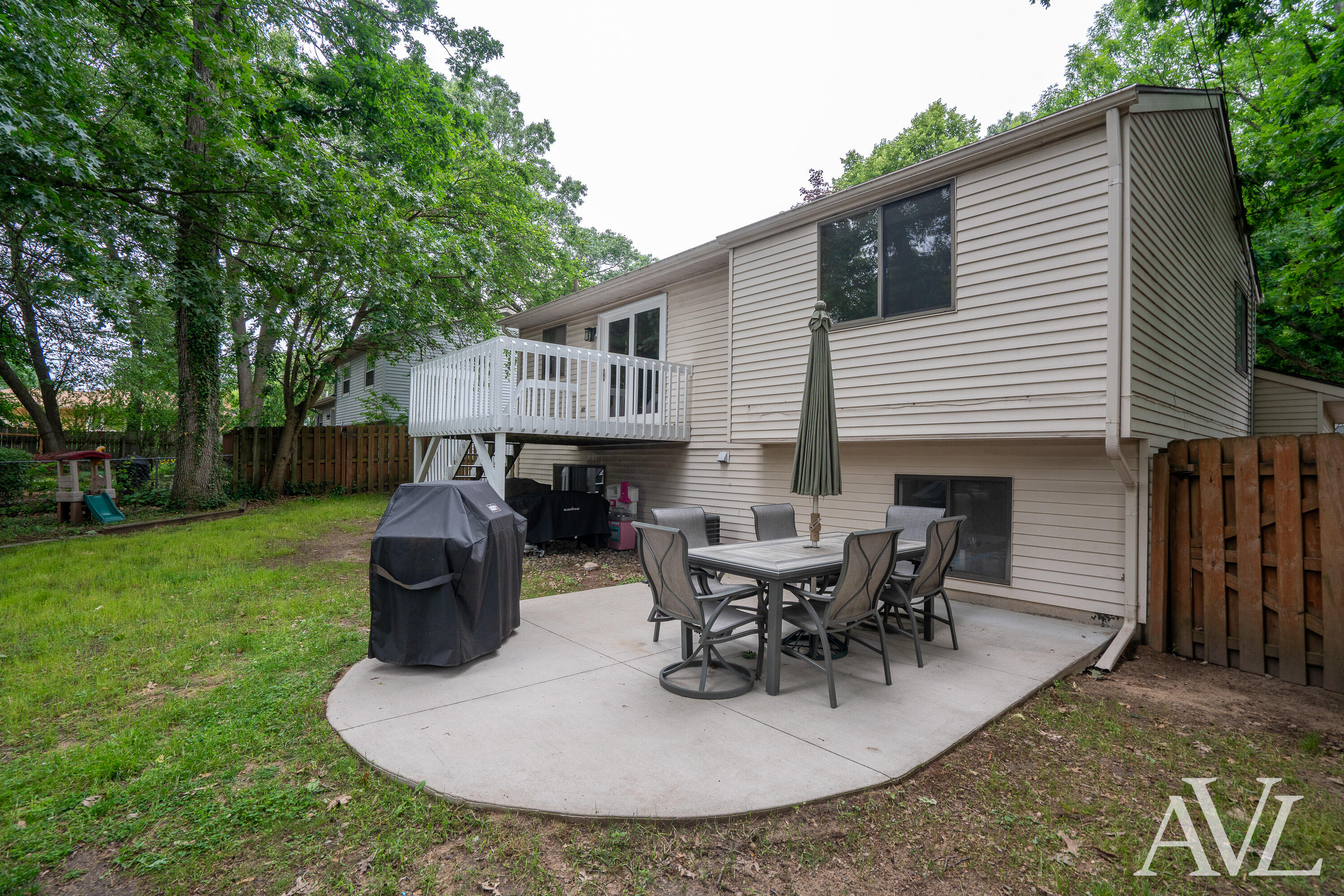 1344 Gladstone Drive SE Grand Rapids MI 49506