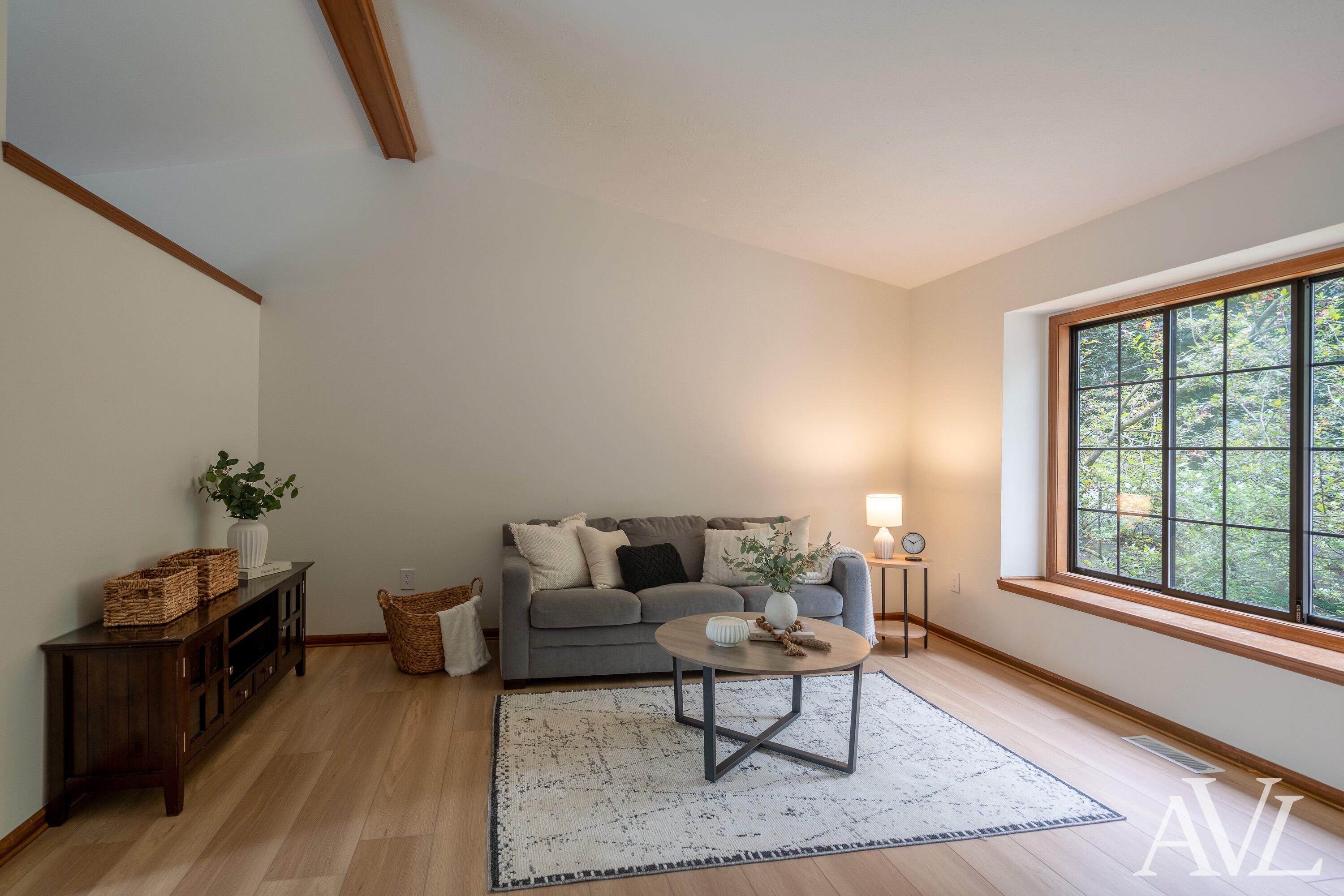 1344 Gladstone Drive SE Grand Rapids MI 49506