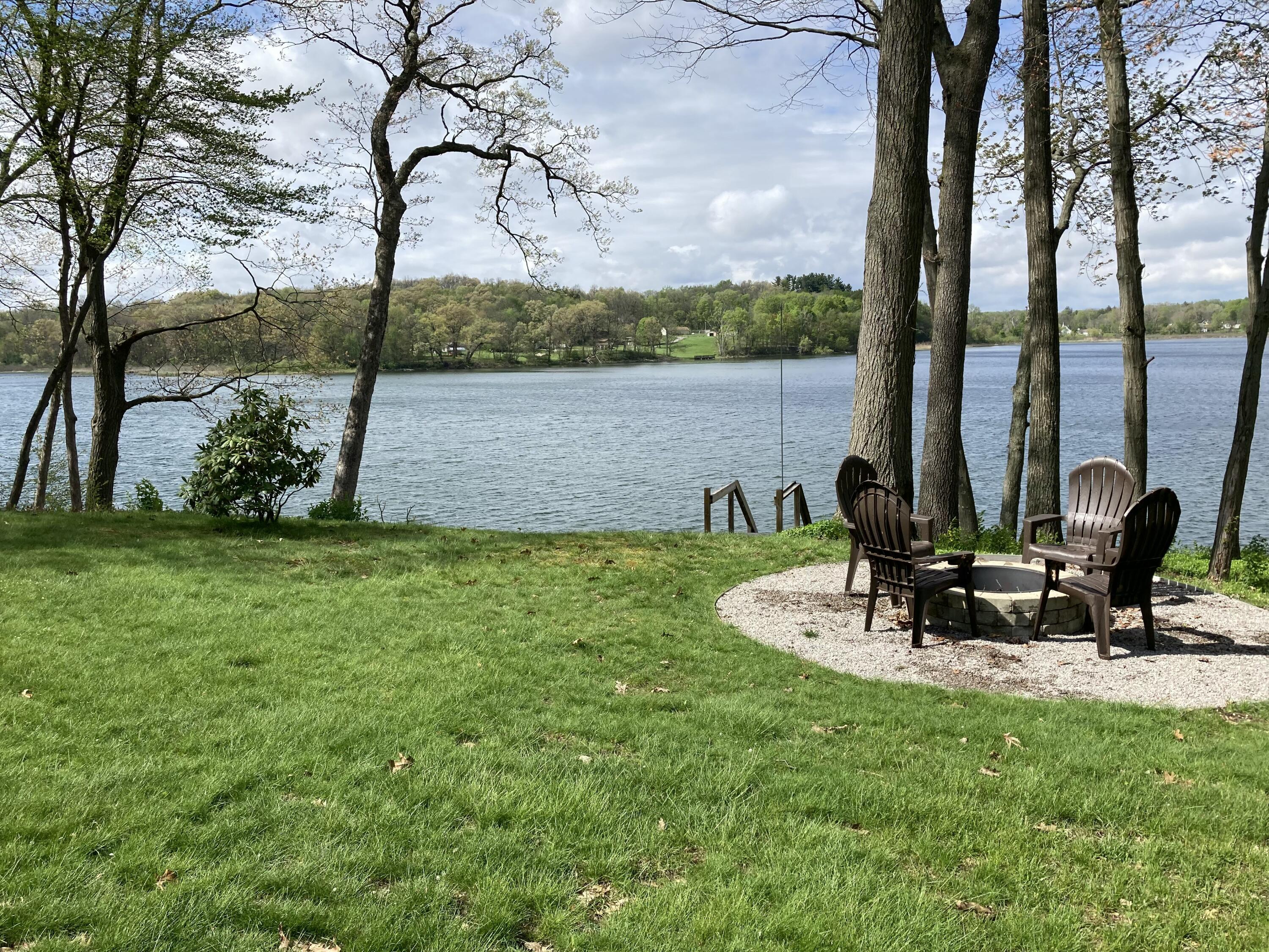 308 Lake Shore Drive Cassopolis MI 49031