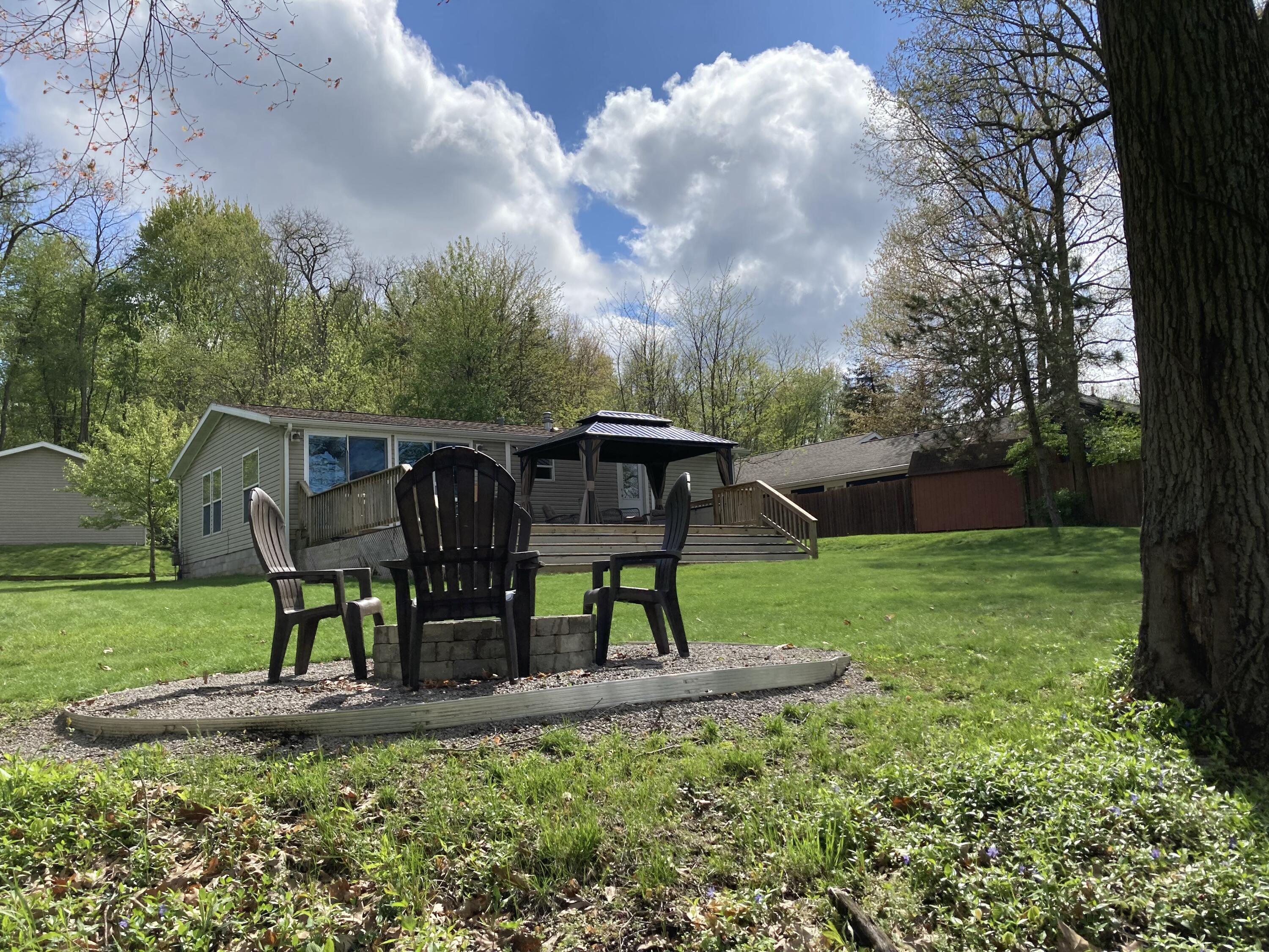 308 Lake Shore Drive Cassopolis MI 49031