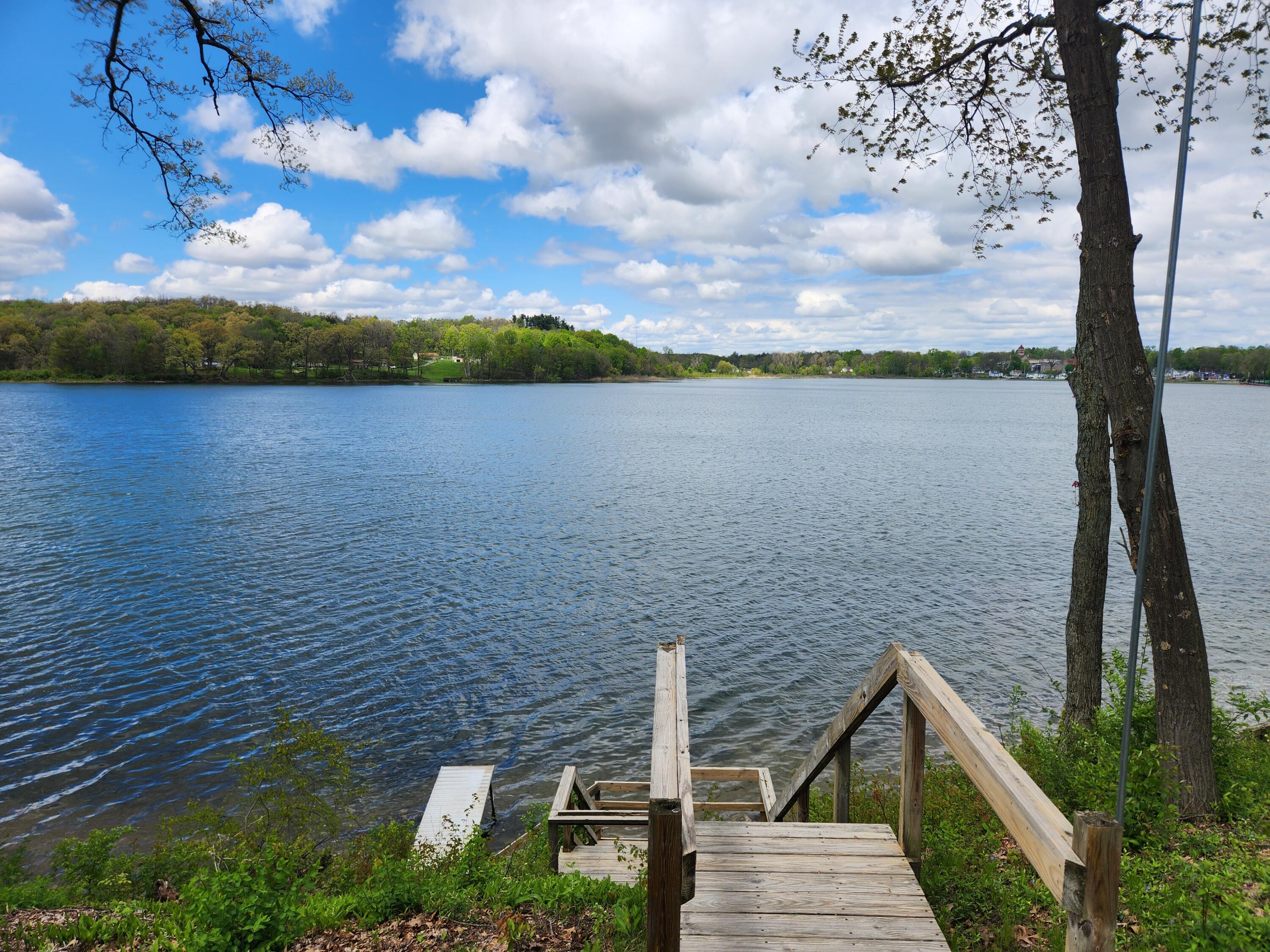 308 Lake Shore Drive Cassopolis MI 49031