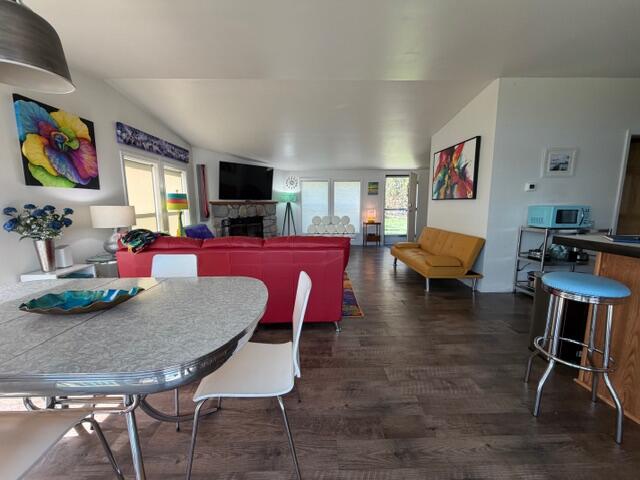 308 Lake Shore Drive Cassopolis MI 49031