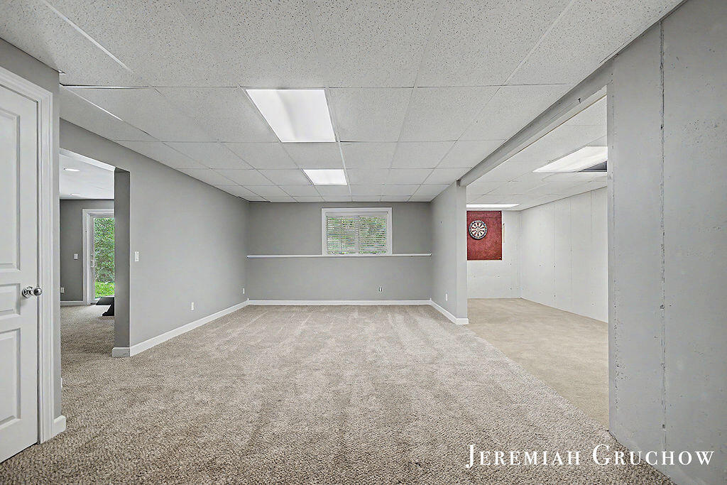 3333 Falcon Bluff Court NE Grand Rapids MI 49525