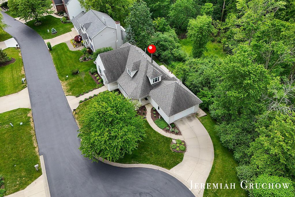 3333 Falcon Bluff Court NE Grand Rapids MI 49525
