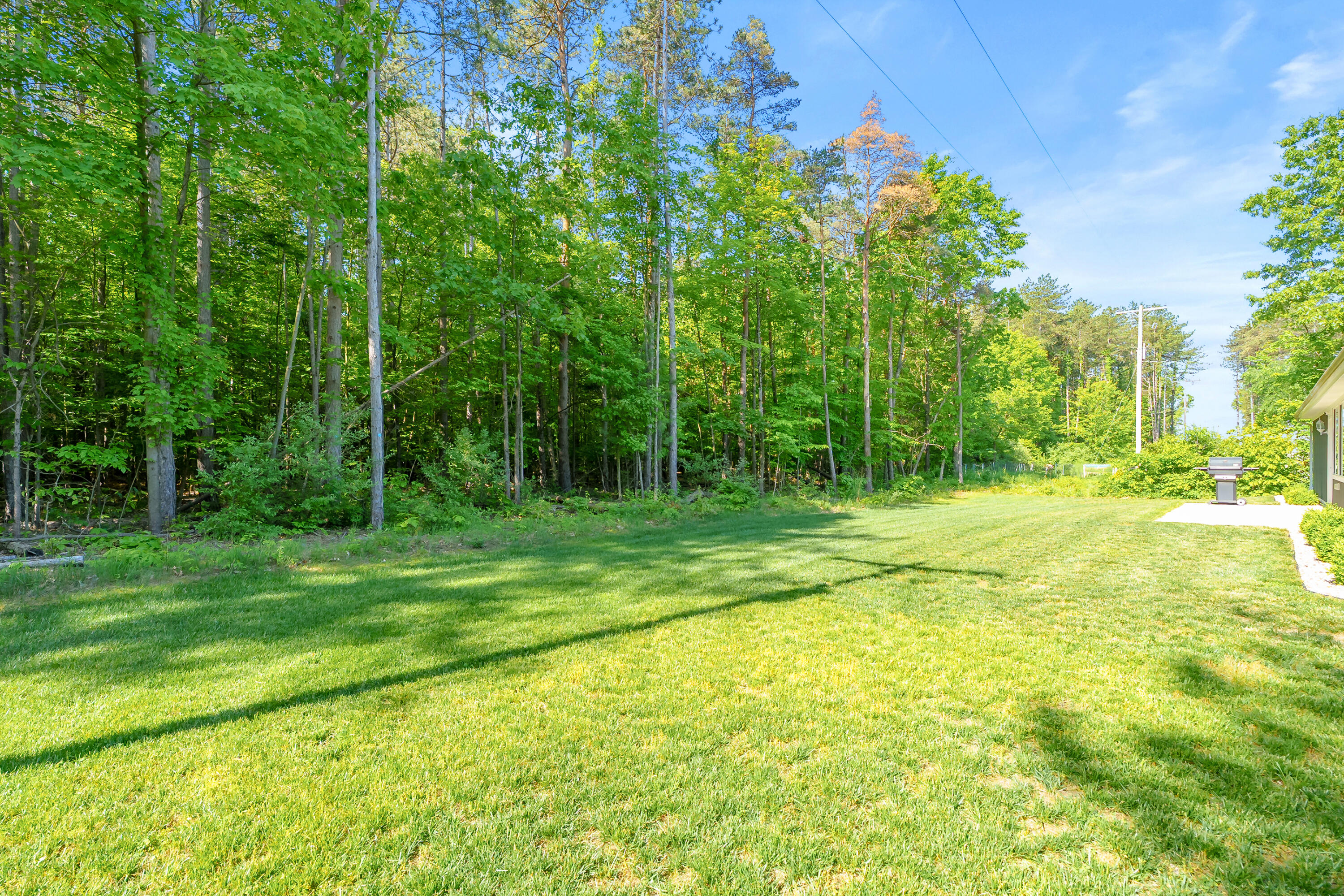 4384 112th Avenue Allegan MI 49010