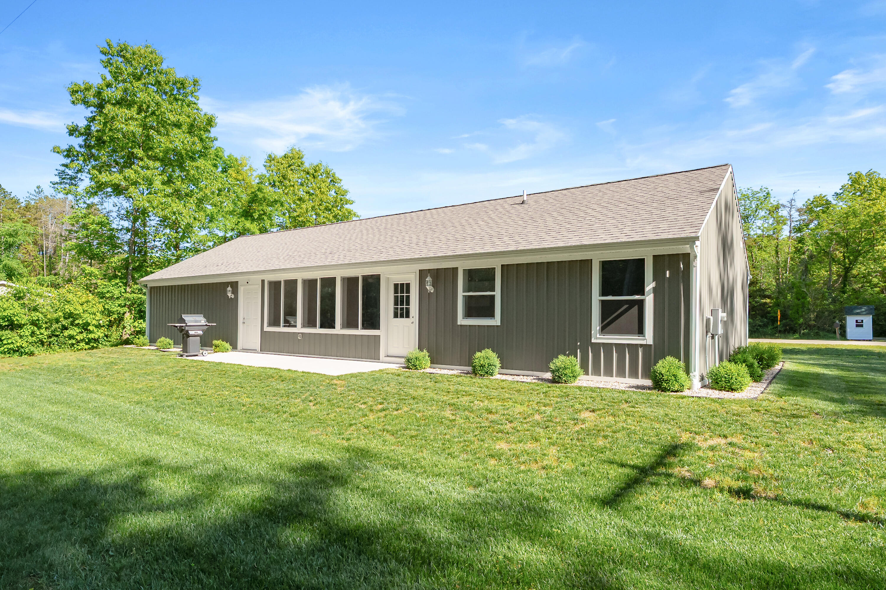 4384 112th Avenue Allegan MI 49010