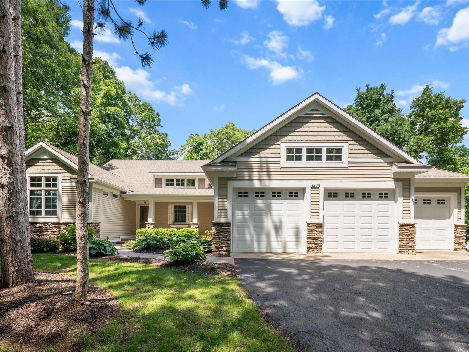 3475 Trail West Drive NE Grand Rapids MI 49525
