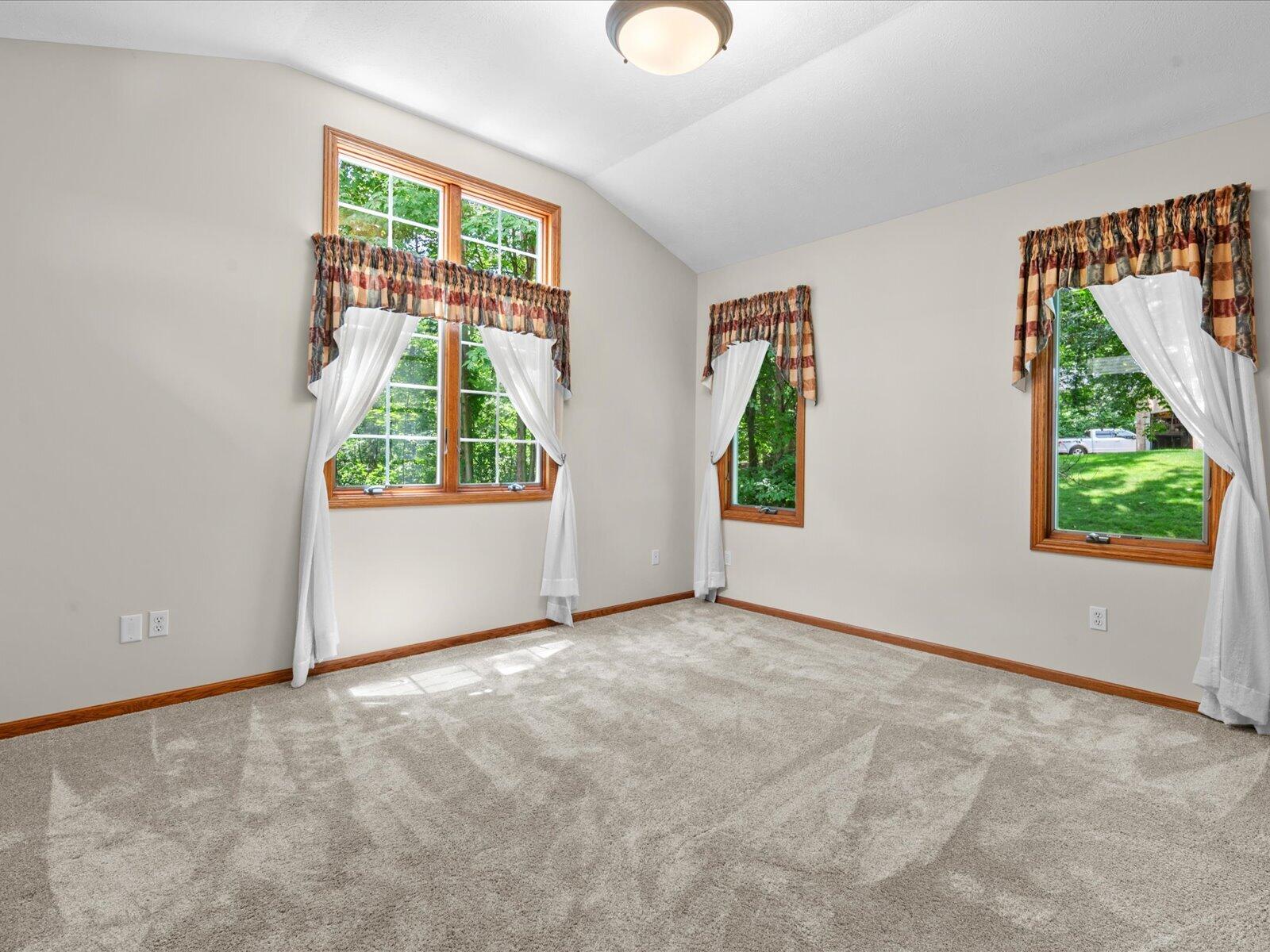 3475 Trail West Drive NE Grand Rapids MI 49525