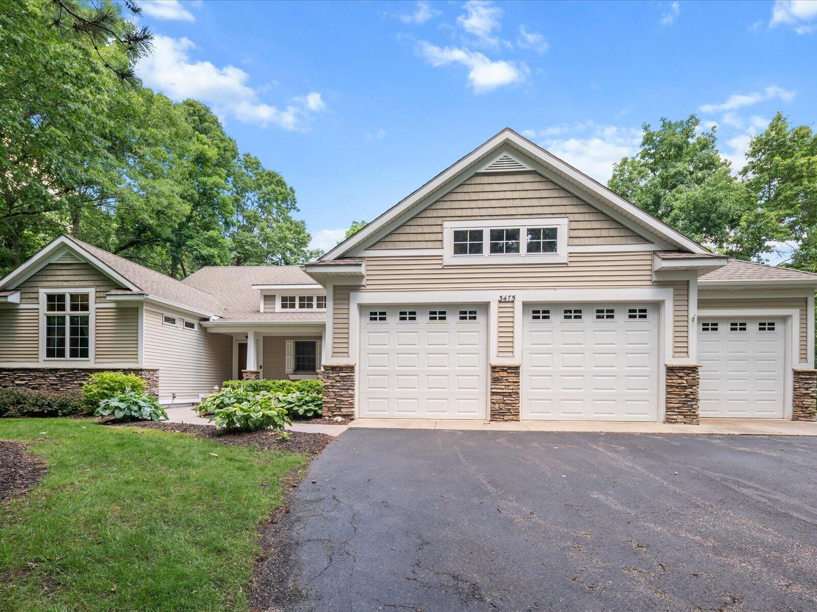 3475 Trail West Drive NE Grand Rapids MI 49525