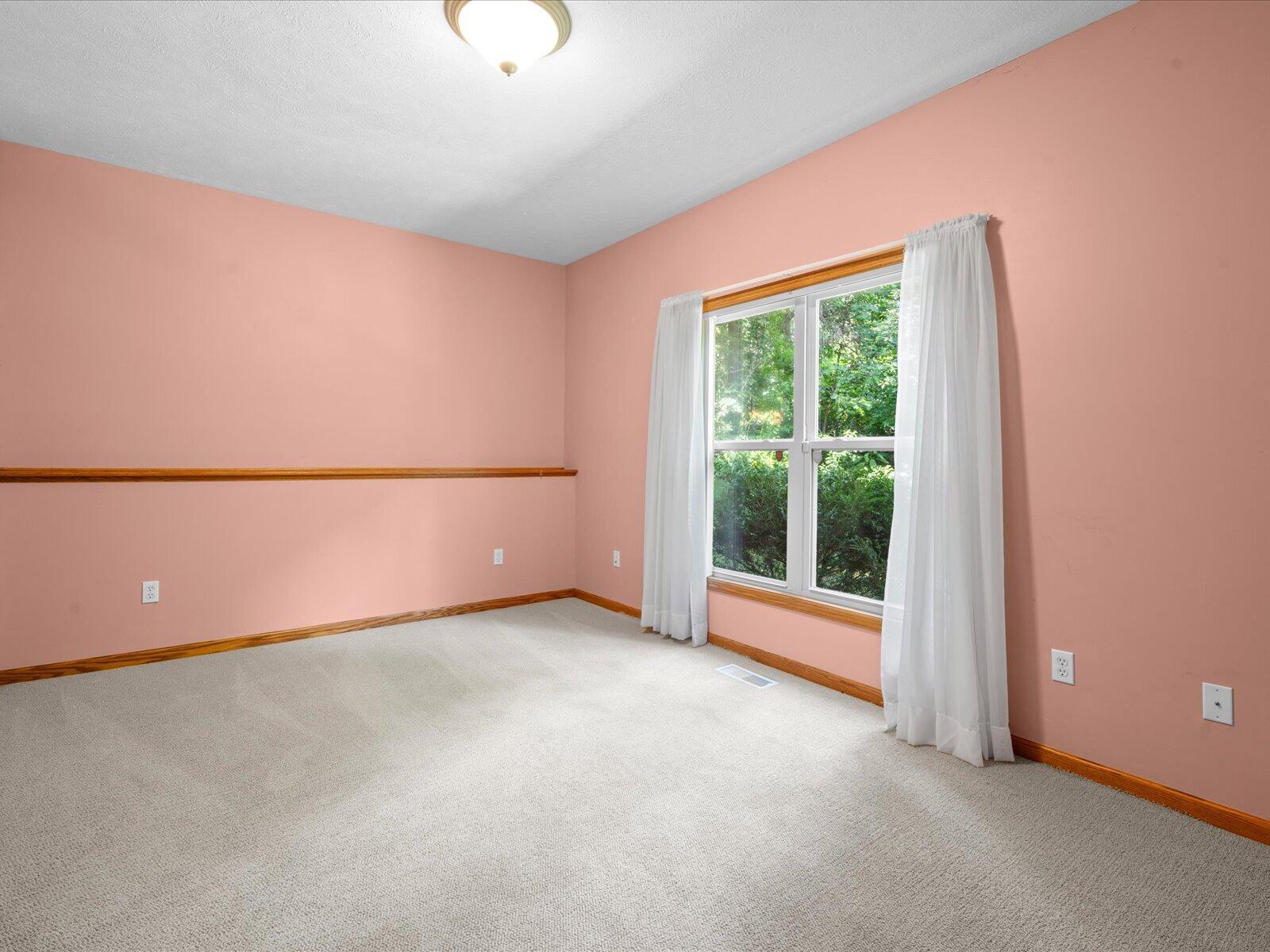 3475 Trail West Drive NE Grand Rapids MI 49525