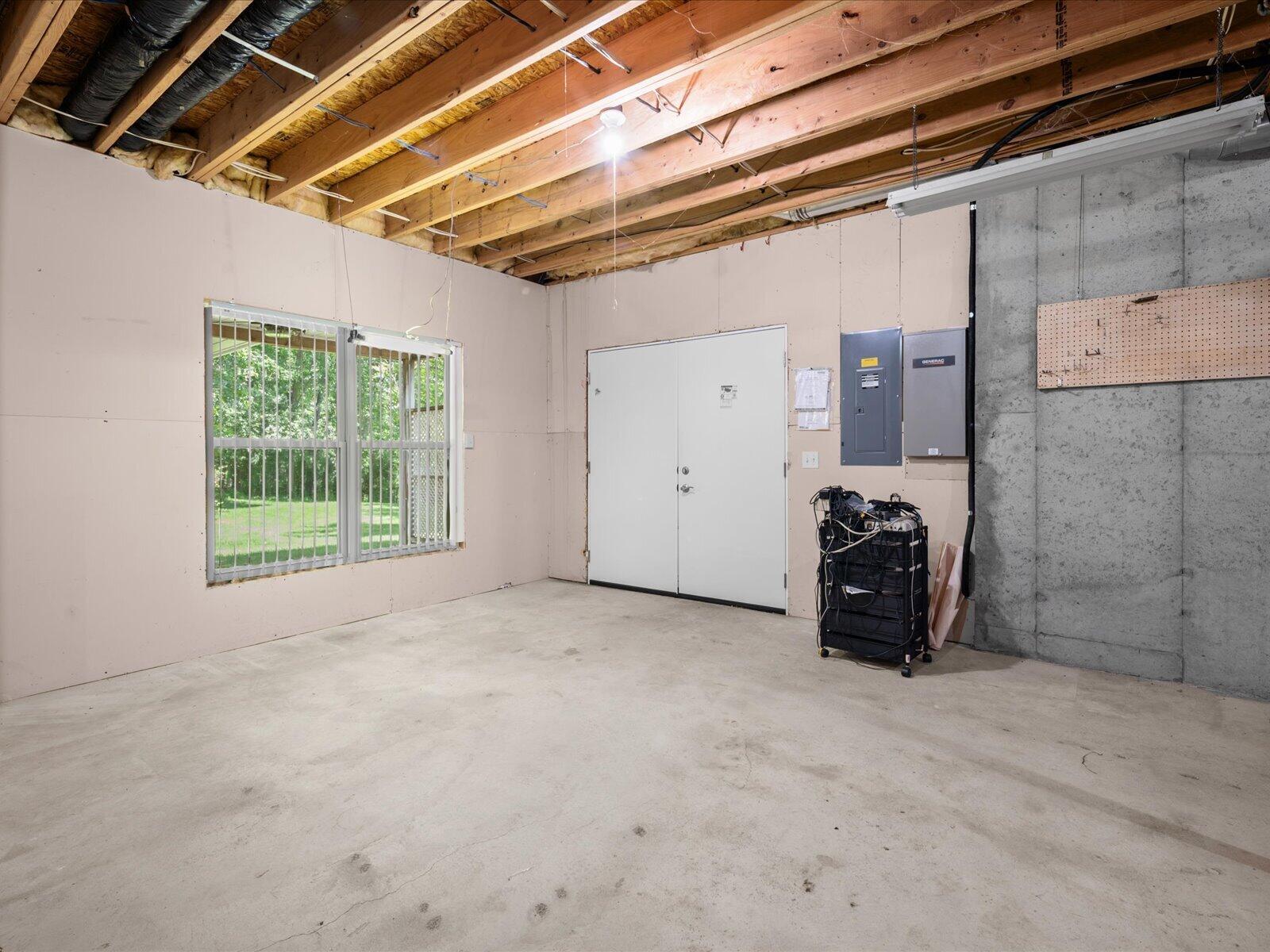 3475 Trail West Drive NE Grand Rapids MI 49525